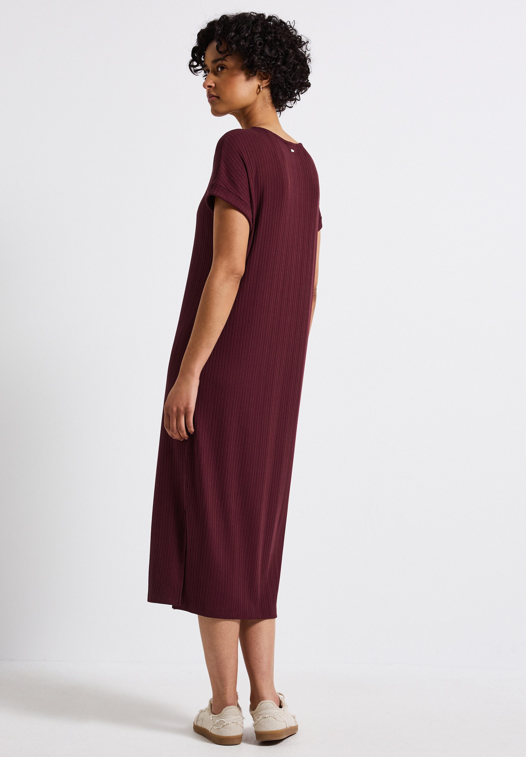 STREET ONE Midikleid, mit Rundhalsausschnitt günstig online kaufen