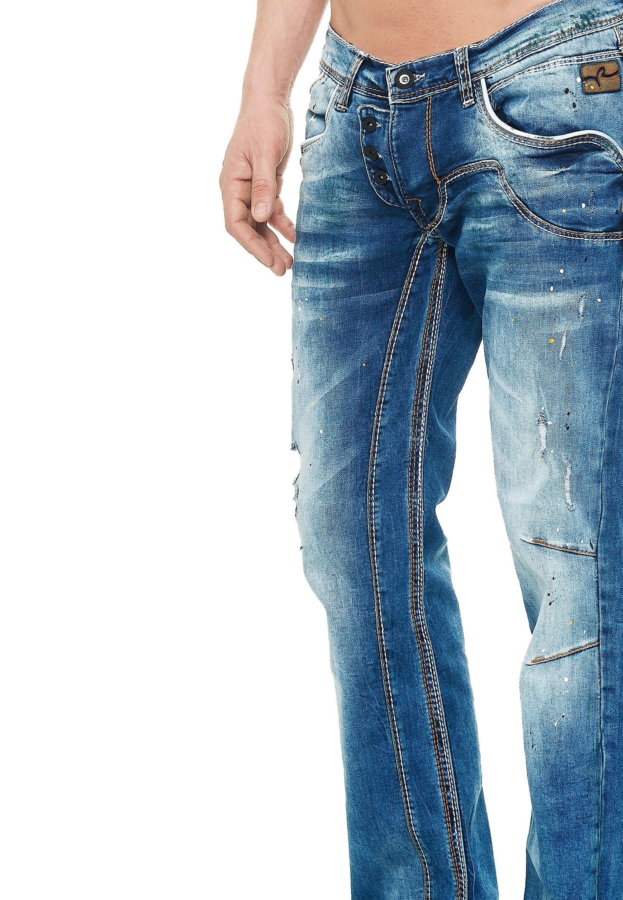 Rusty Neal Bequeme im Regular Jeans Fit-Schnitt