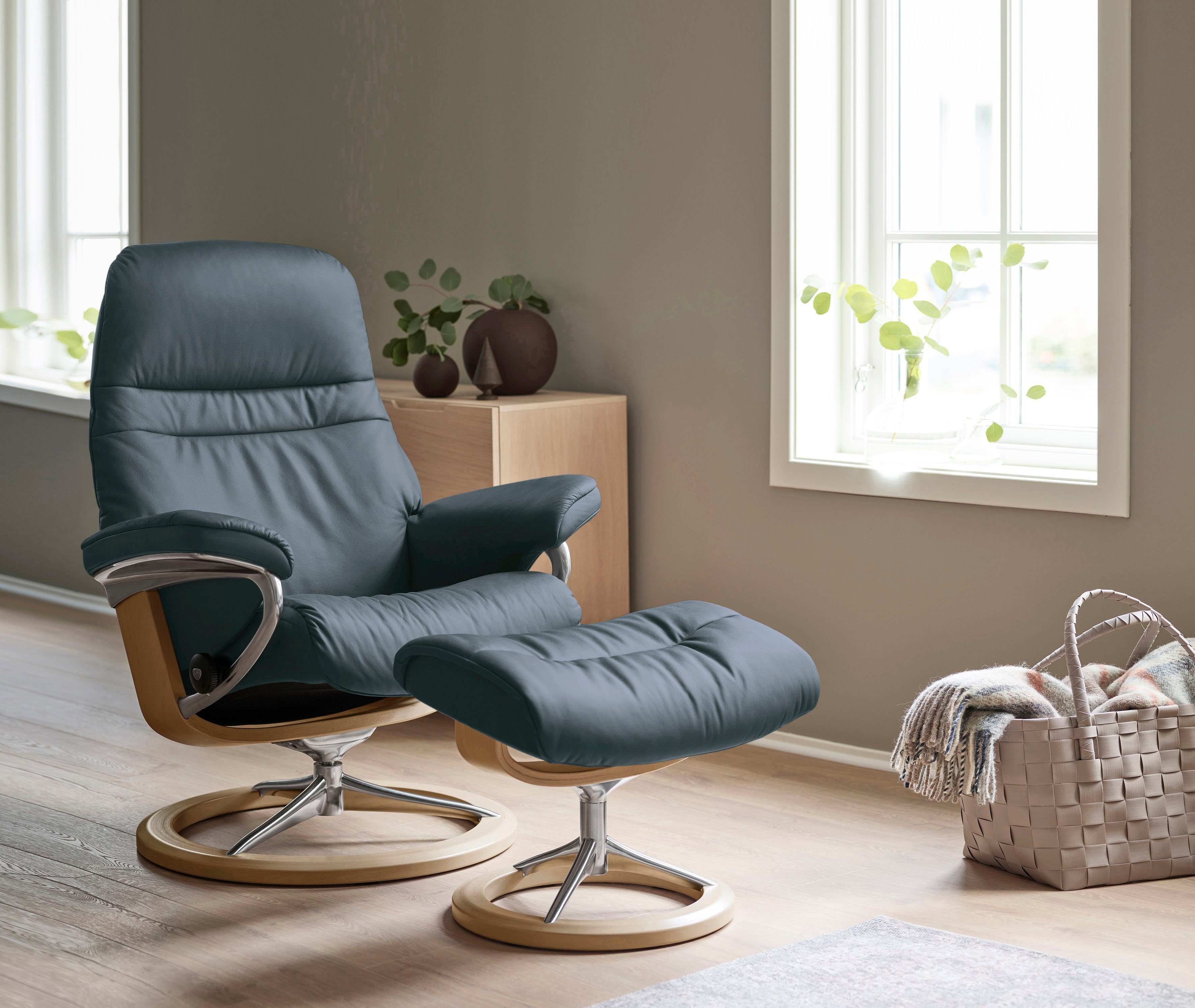 Signature Sunrise, Base, Eiche Größe M, mit Stressless® Relaxsessel Gestell