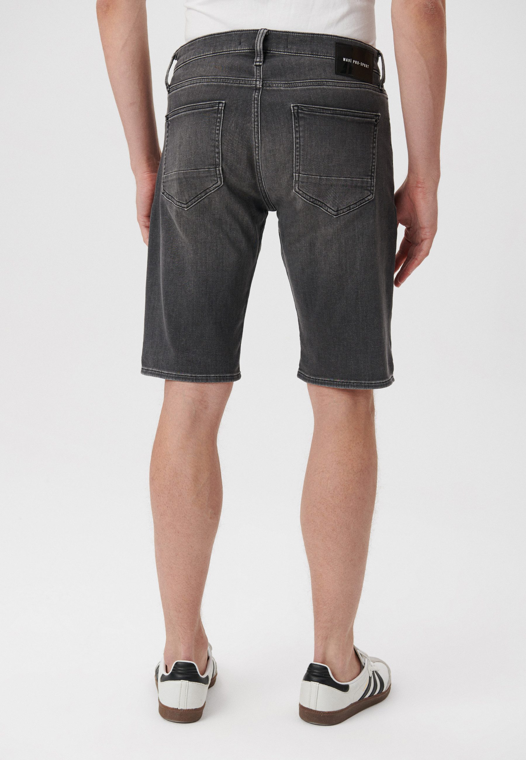 Mavi Shorts