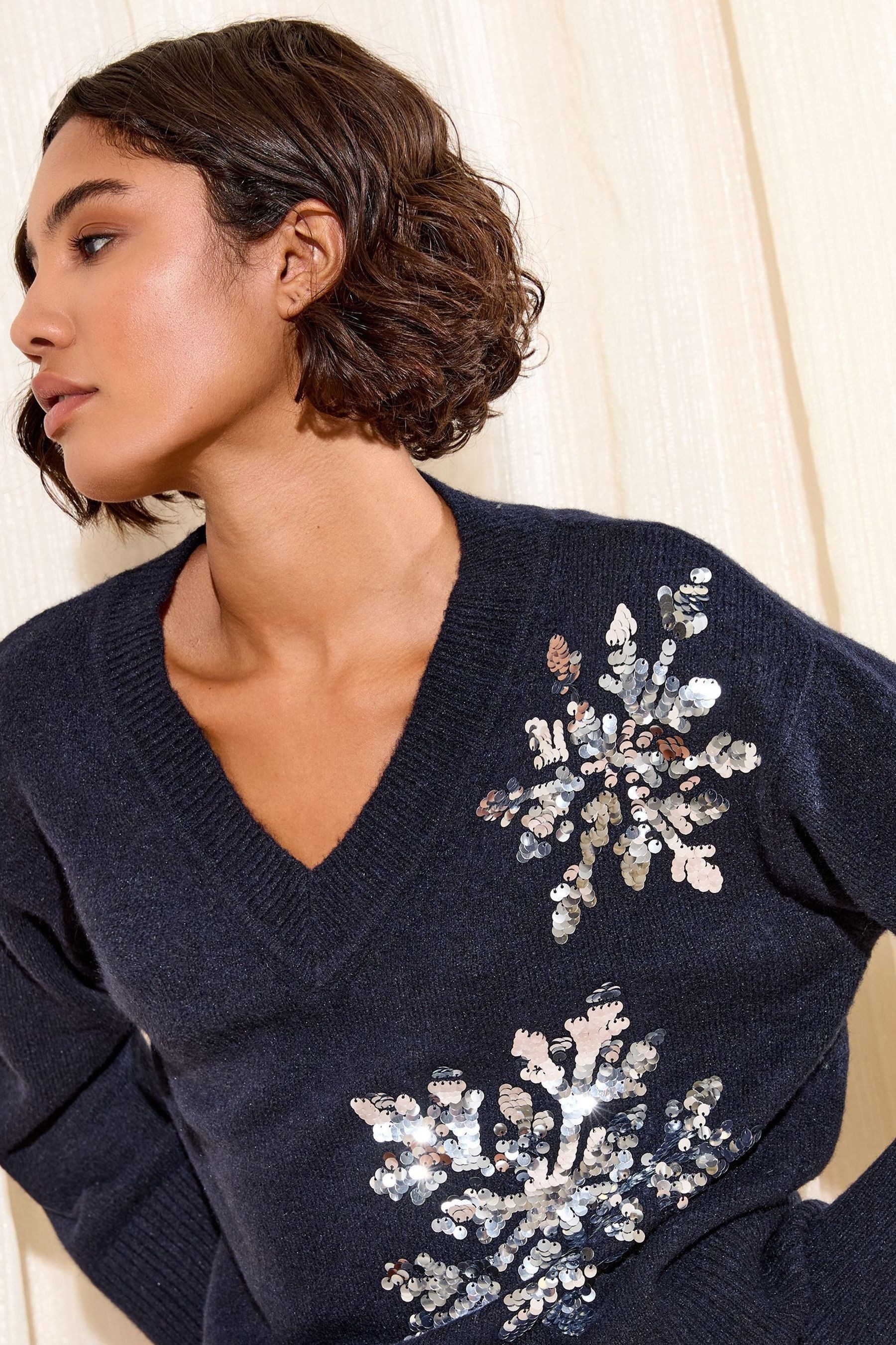 Friends Like These V-Ausschnitt-Pullover Friends Like These Pullover mit Pailletten (1-tlg)