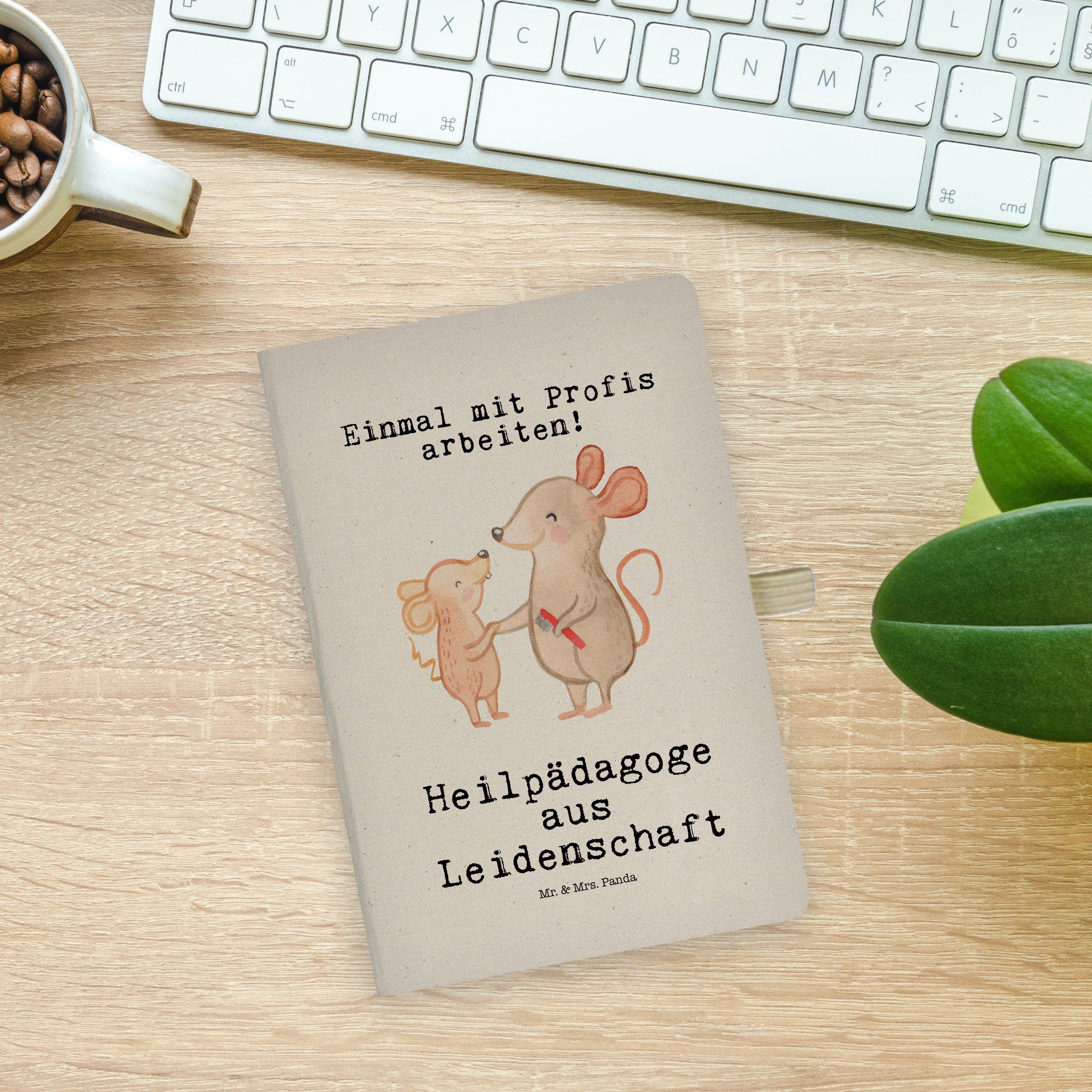 Notizbuch Adressbuch, Mrs. aus Leidenschaft Geschenk, Panda & A & Mrs. Mr. - Transparent - Panda Heilpädagoge Mr.