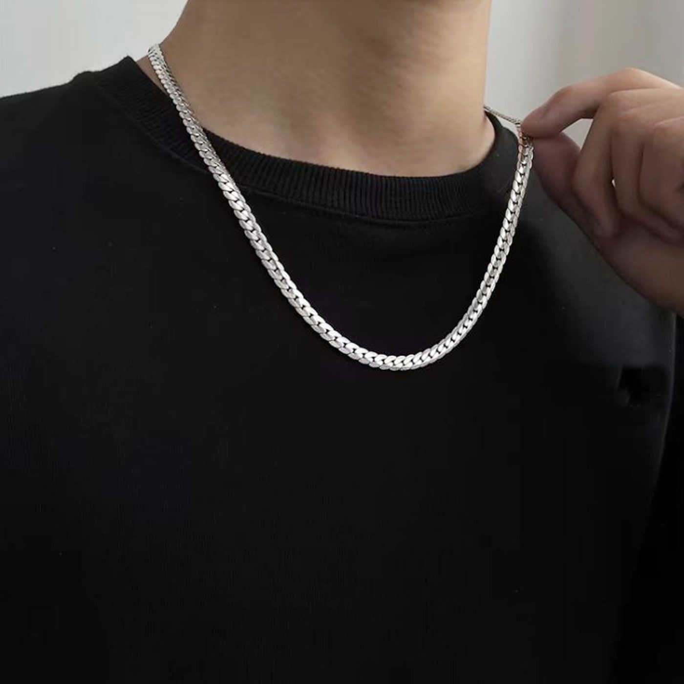 KARMA Schlangenkette Edelstahlkette Halskette Herren Damen silber 0,6 cm breit (Silberne Kette Hypoallergen wasserfest, Herrenschmuck Damenschmuck), Herrenkette Damenkette wasserfest - antiallergisch
