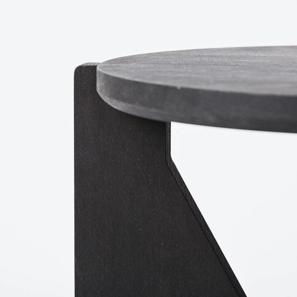 Tisch Black schwarz Beistelltisch Kristina Dam Studio
