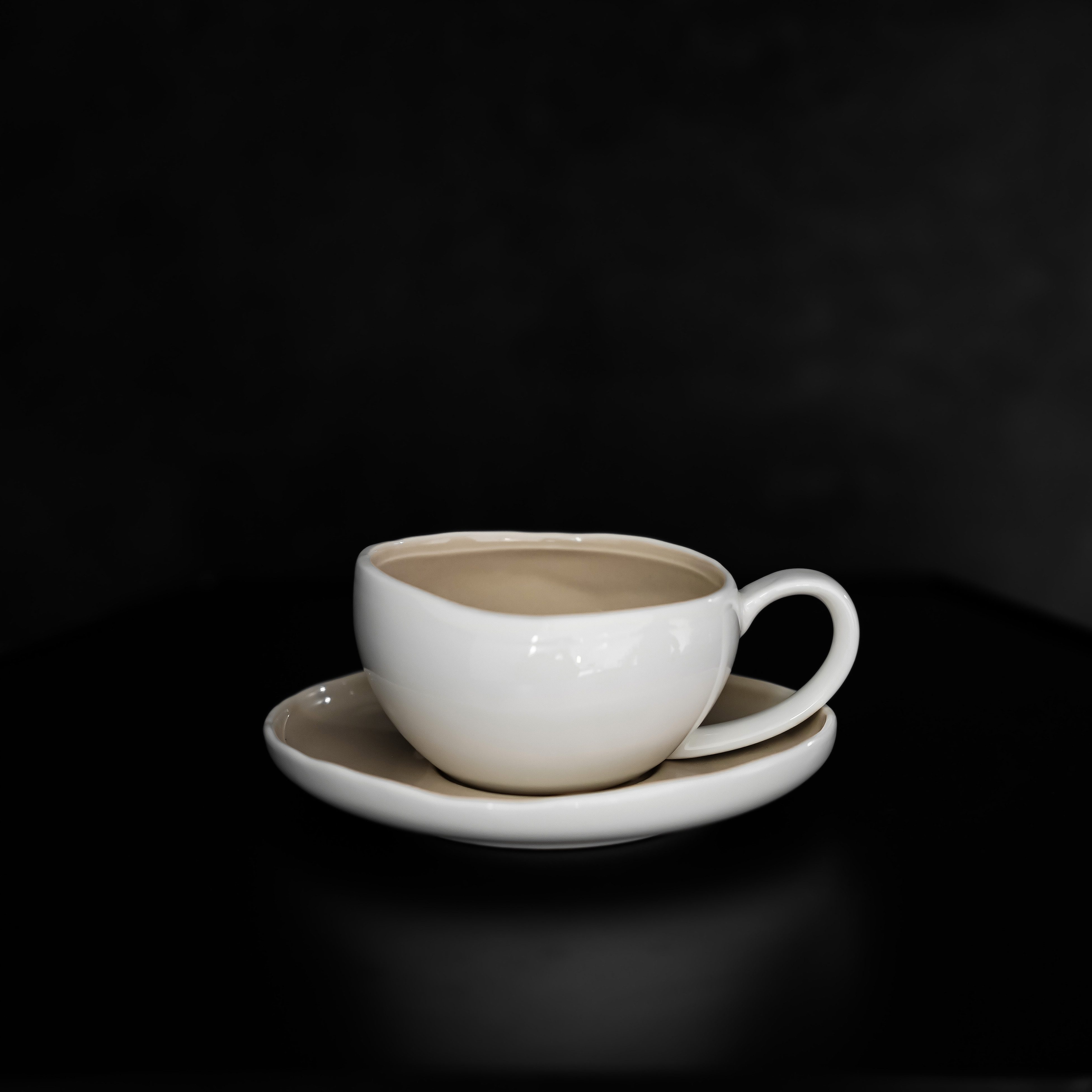 Almina Kaffeeservice Wave Cream Mokkatassen mit Untertellern (12-tlg), 6 Personen, Porzellan, 12-teiliges-Set – Bild 4 von 5