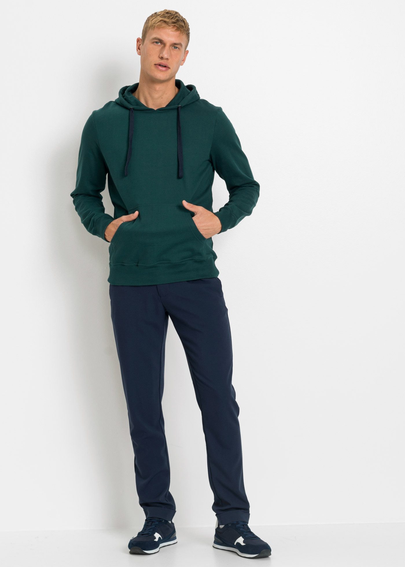 bonprix Hoodie mit weich angerauter Innenseite, Regular Fit, hüftbedeckend – Bild 5 von 5