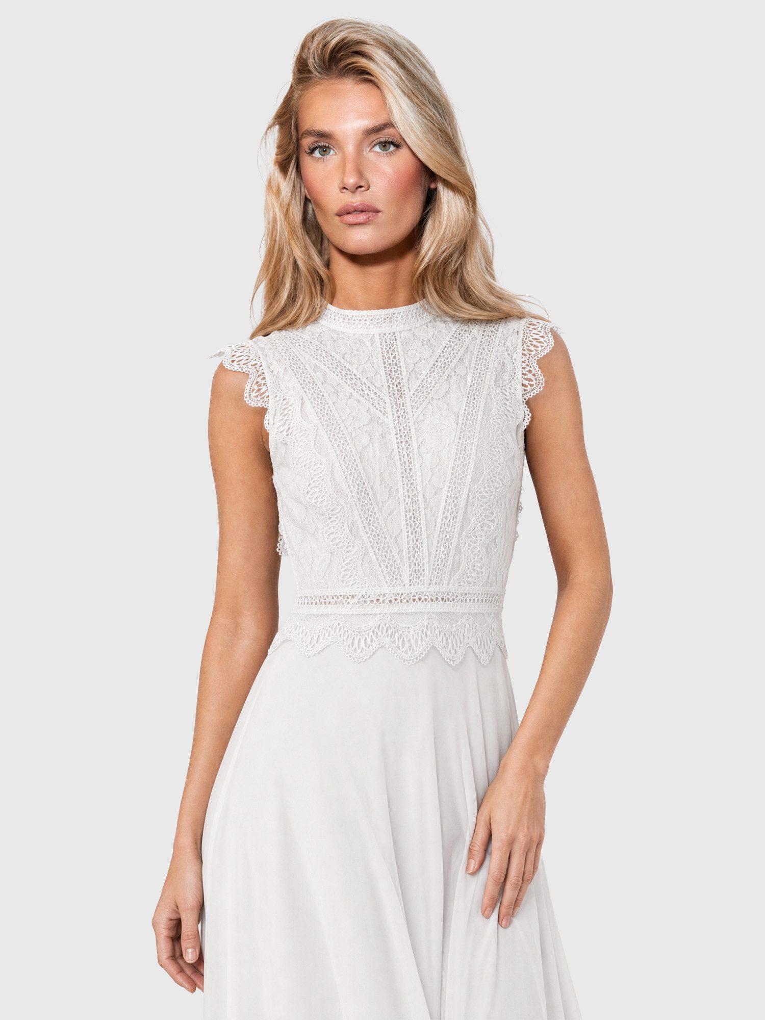 Apart Abendkleid mit Häkelspitze und Stehkragen