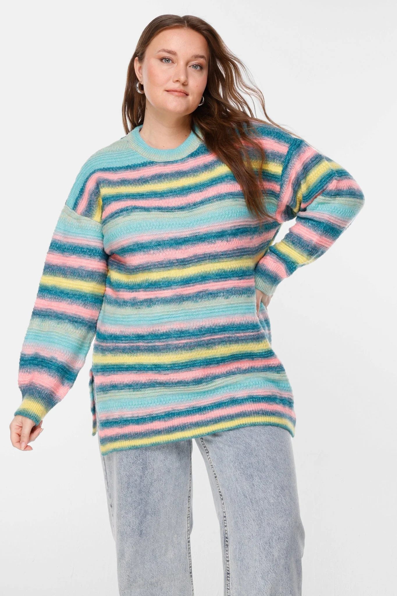 Sweater Gestreifter Oversize-Strickpullover mit Rundhalsausschnitt