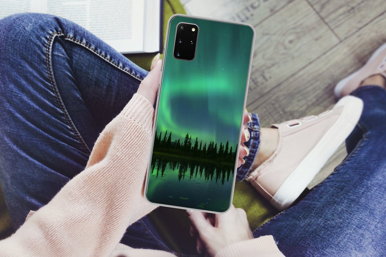 MuchoWow Handyhülle für Samsung Galaxy S20 Plus Nordlicht - Bäume - Wasser - Alaska, Phone Case, Silikon, Schutzhülle Dünn