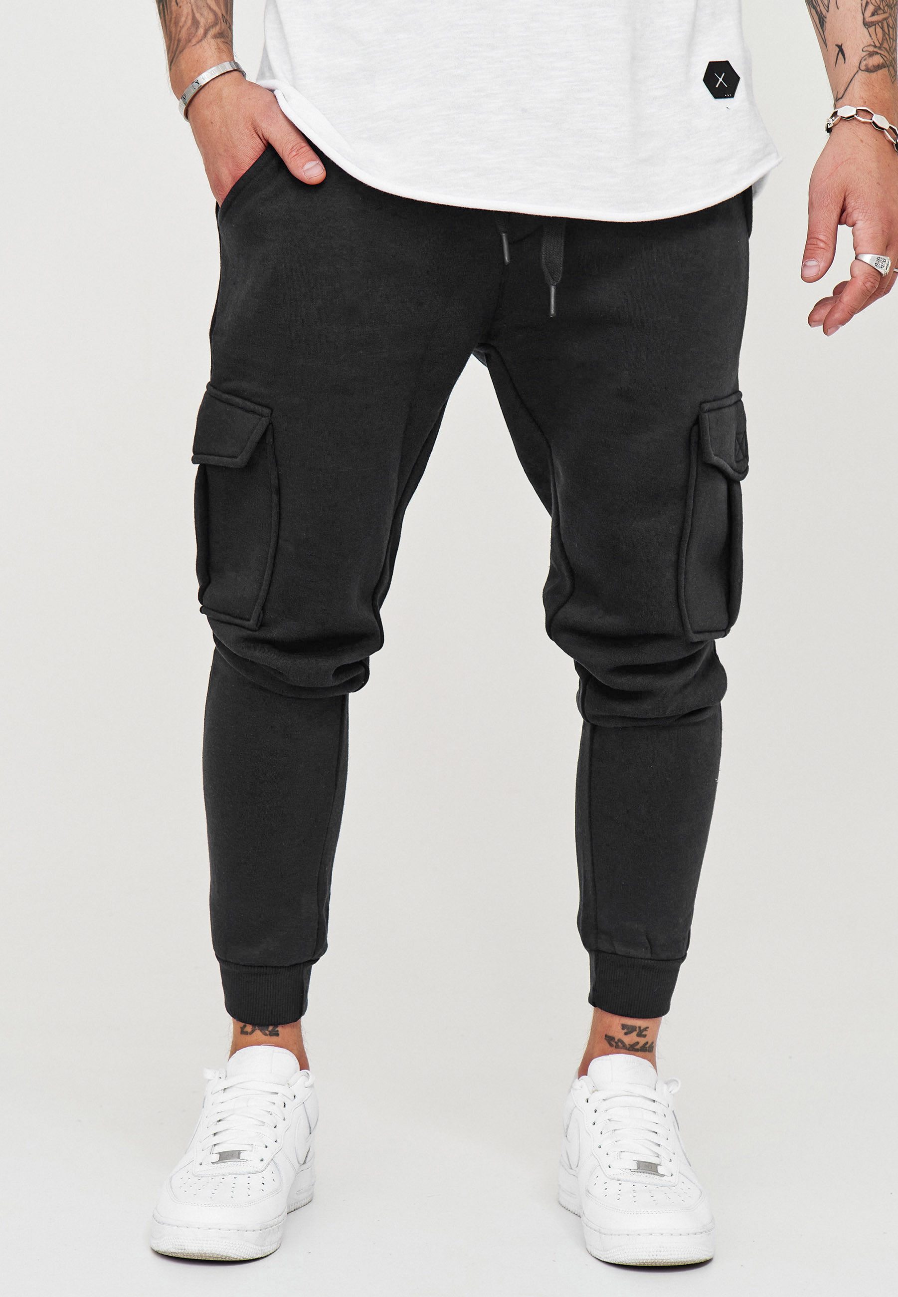 behype Trainingshose "MATAY" mit praktischen Cargotaschen günstig online kaufen