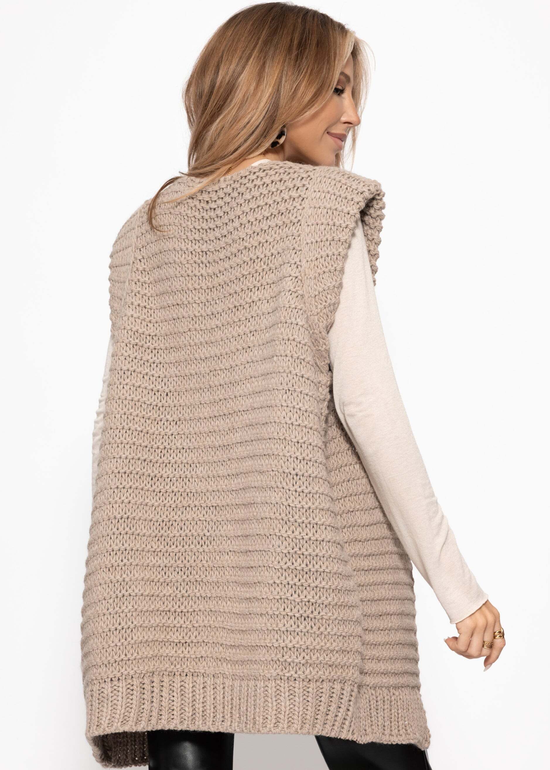 SASSYCLASSY Kurzweste Lange ärmellose Strickweste für Damen Weste aus grobem Strick mit strukturierten Schultern Offwhite Schwarz