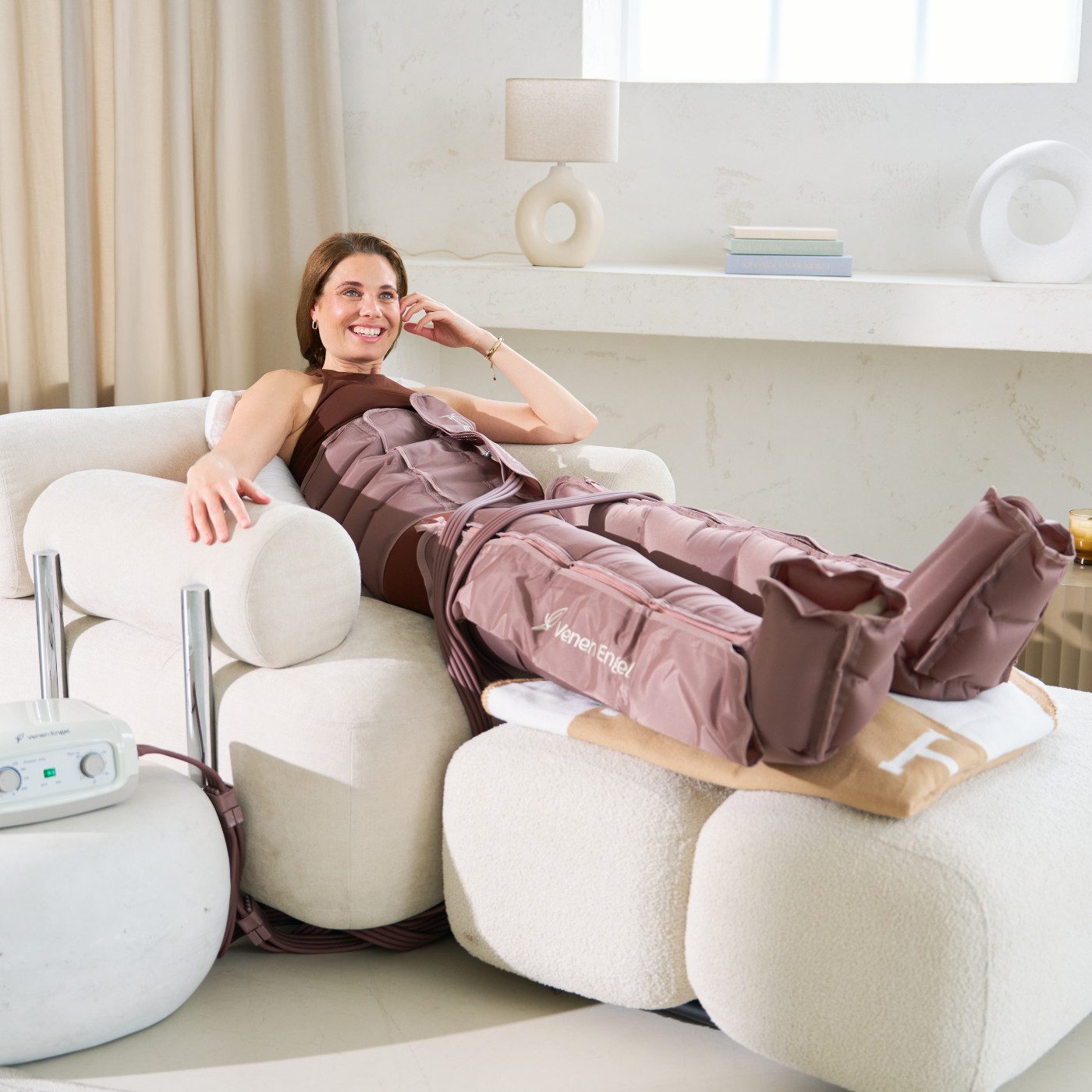 Venen Engel Massagegerät Venen Engel Mini mit Bein- & Bauchmanschetten