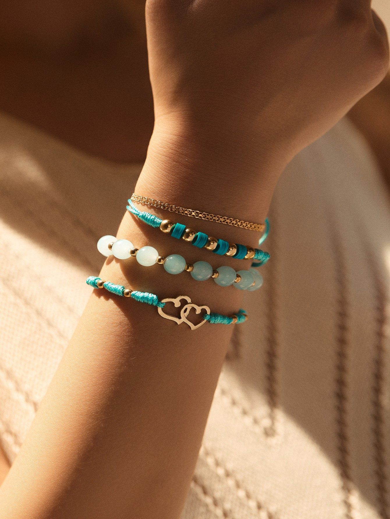 The Beauty House Armband Armband Set mit Edelsteinen in Türkis & Gold, – Trendiger Schmuck für Damen