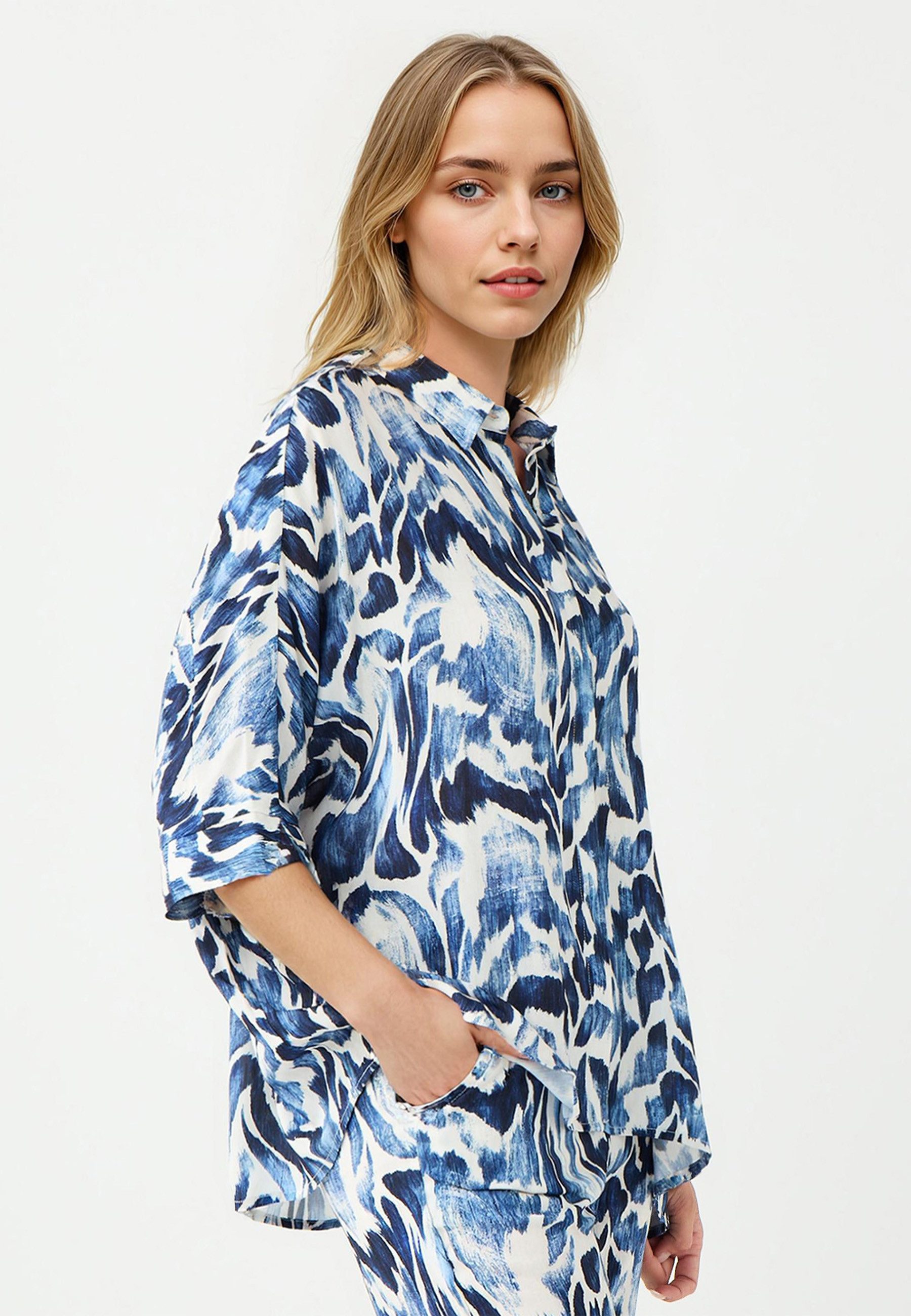 Shirtbluse Dunkelblaues gewebtes Hemd