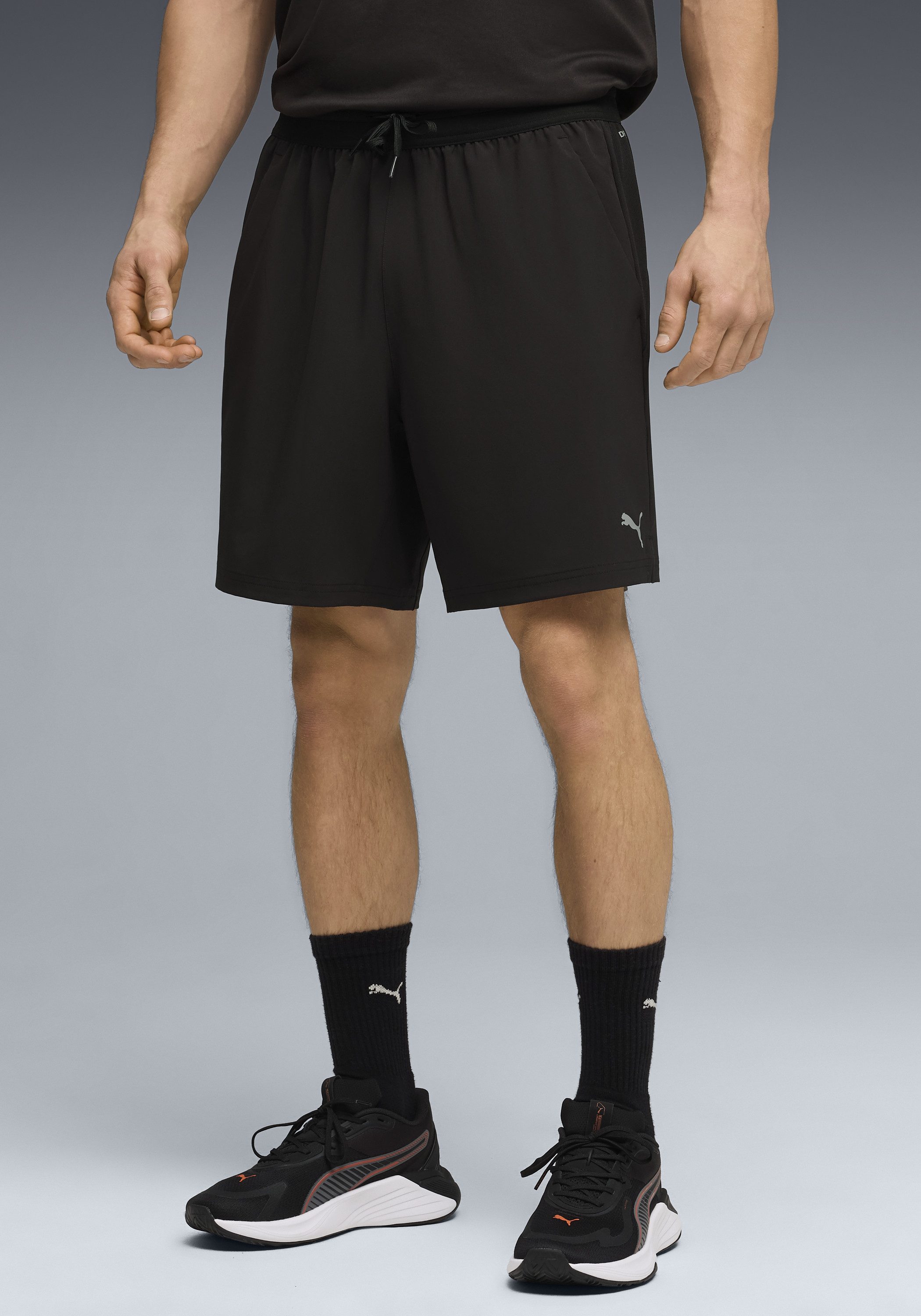 PUMA Trainingsshorts M PWRTRAIN FABRIC MIX SHORT Regular Fit, sportlicher Stil