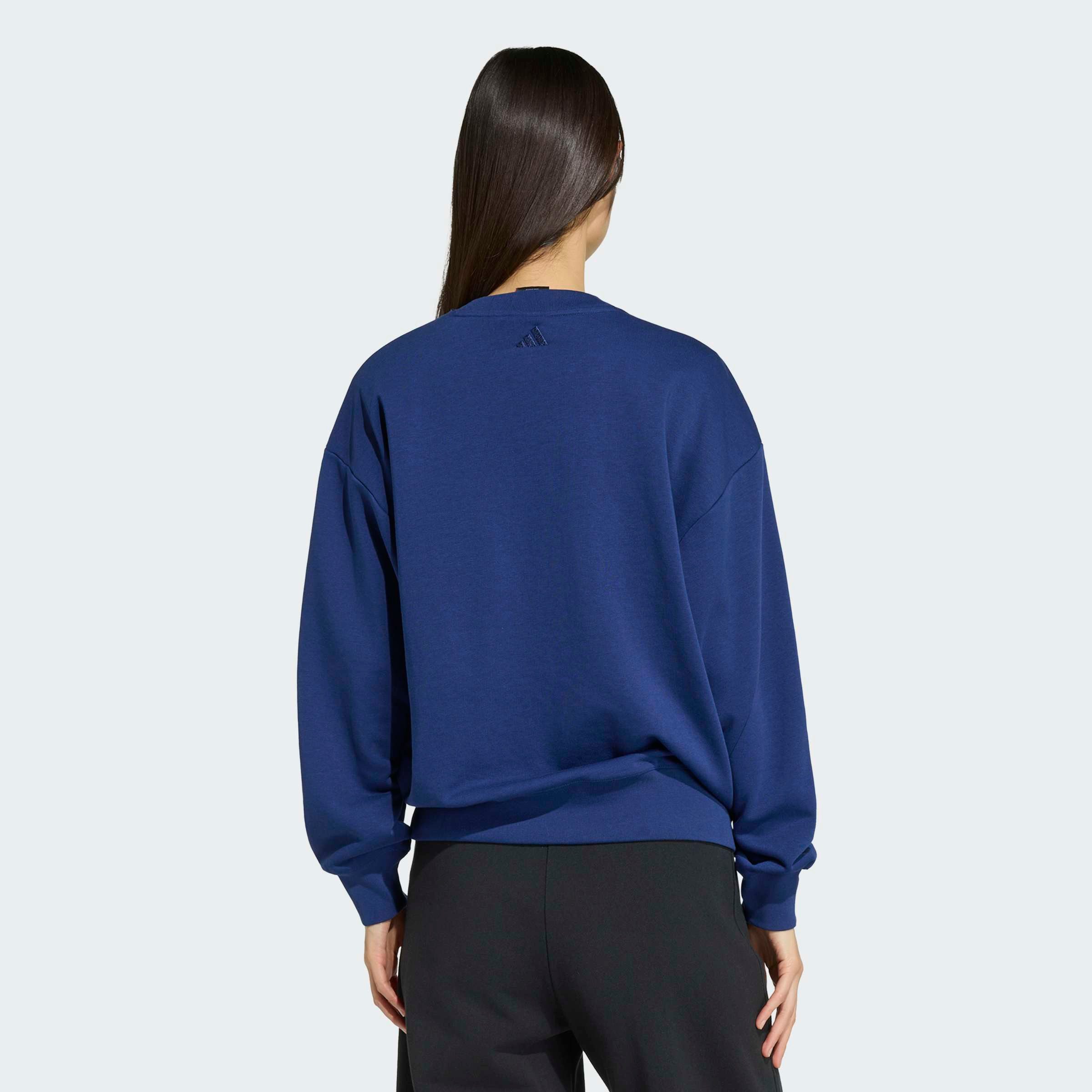 adidas Sportswear Sweatshirt W SAT CRW mit V-Ausschnitt, ohne Verschluss, in normaler Länge