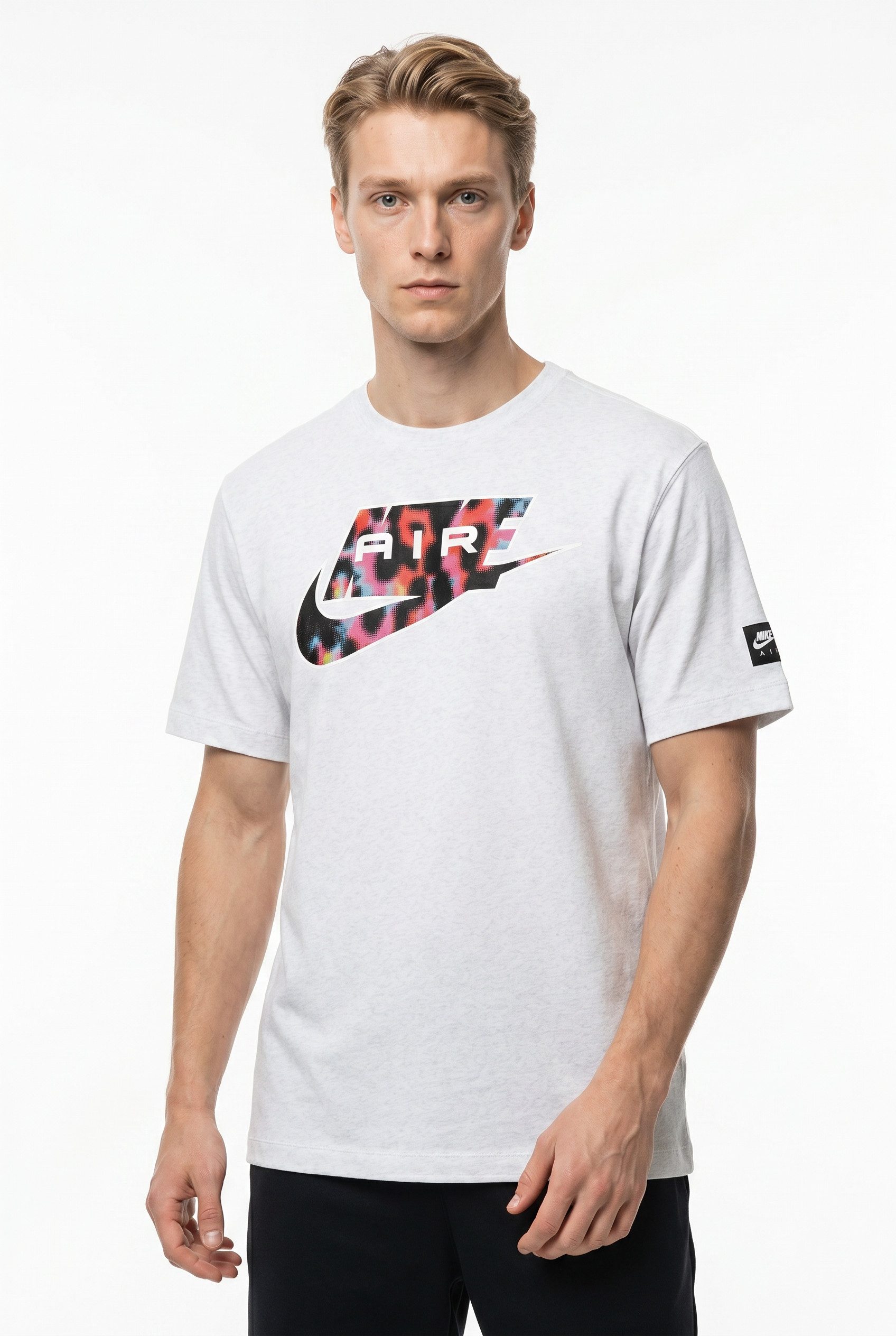 Nike T-Shirt U NSW TEE LSE AIR AOP für sportliche Aktivitäten, kurzärmlig, kragenlos, ohne Verschluss