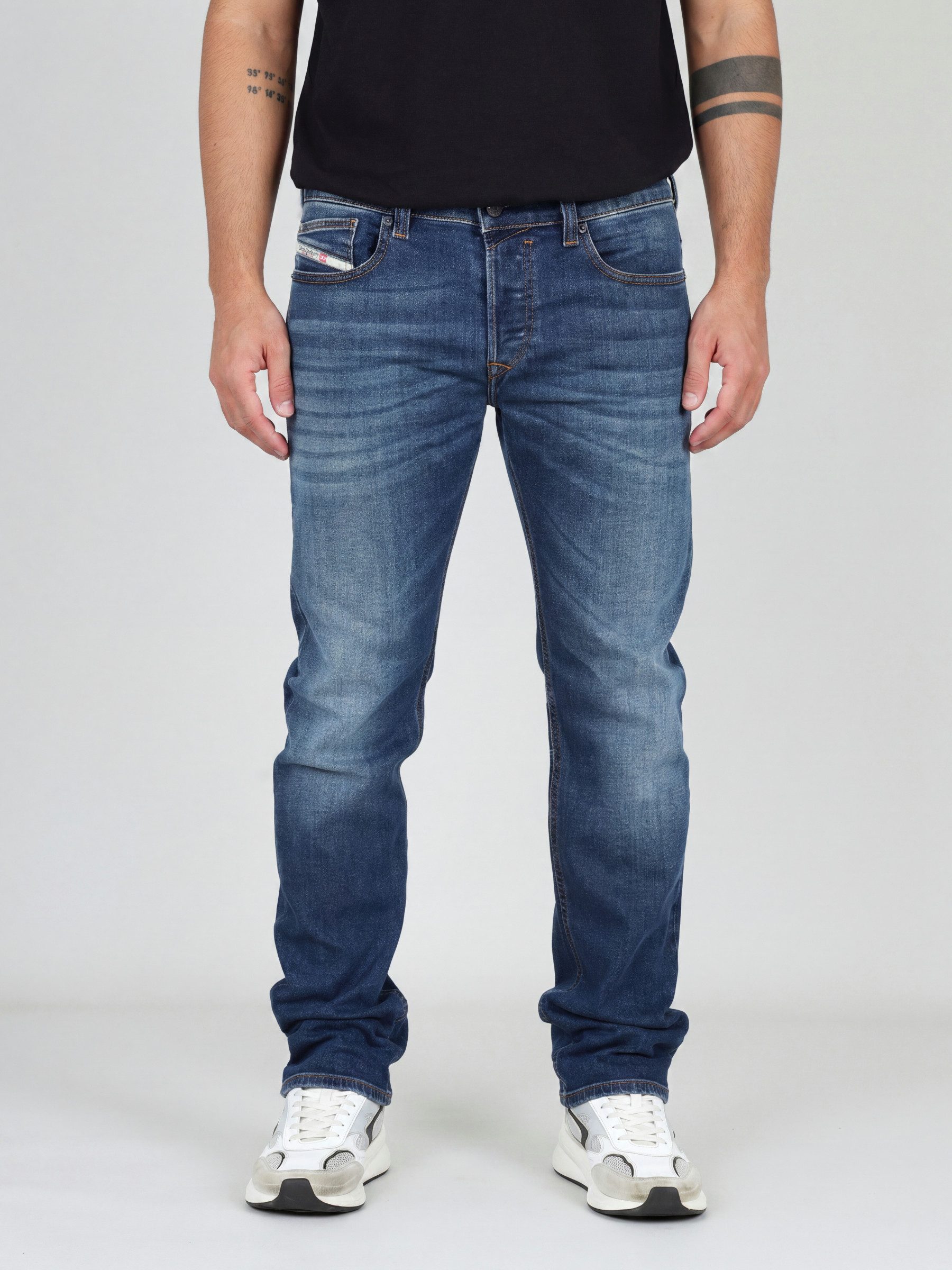 Diesel Straight-Jeans Extra-Lange, gerade Beinform - SAFADO X niedrige Leibhöhe, mittlerer Stretch
