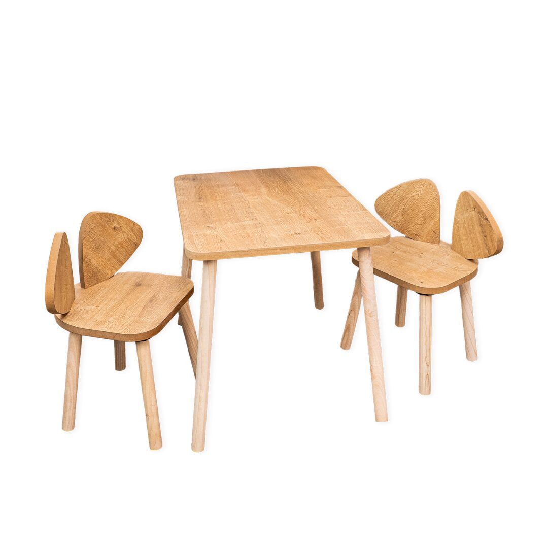 COZYCOLLECTIONS Kindersitzgruppe Kindertisch-Set mit Tiermotiv-Stühlen aus Naturholz, (Kindertisch-Set, 3-tlg., 3-teilig (1 Tisch + 2 Stühle), Montessori-Design: fördert Selbstständigkeit, Ordnung & Kreativität