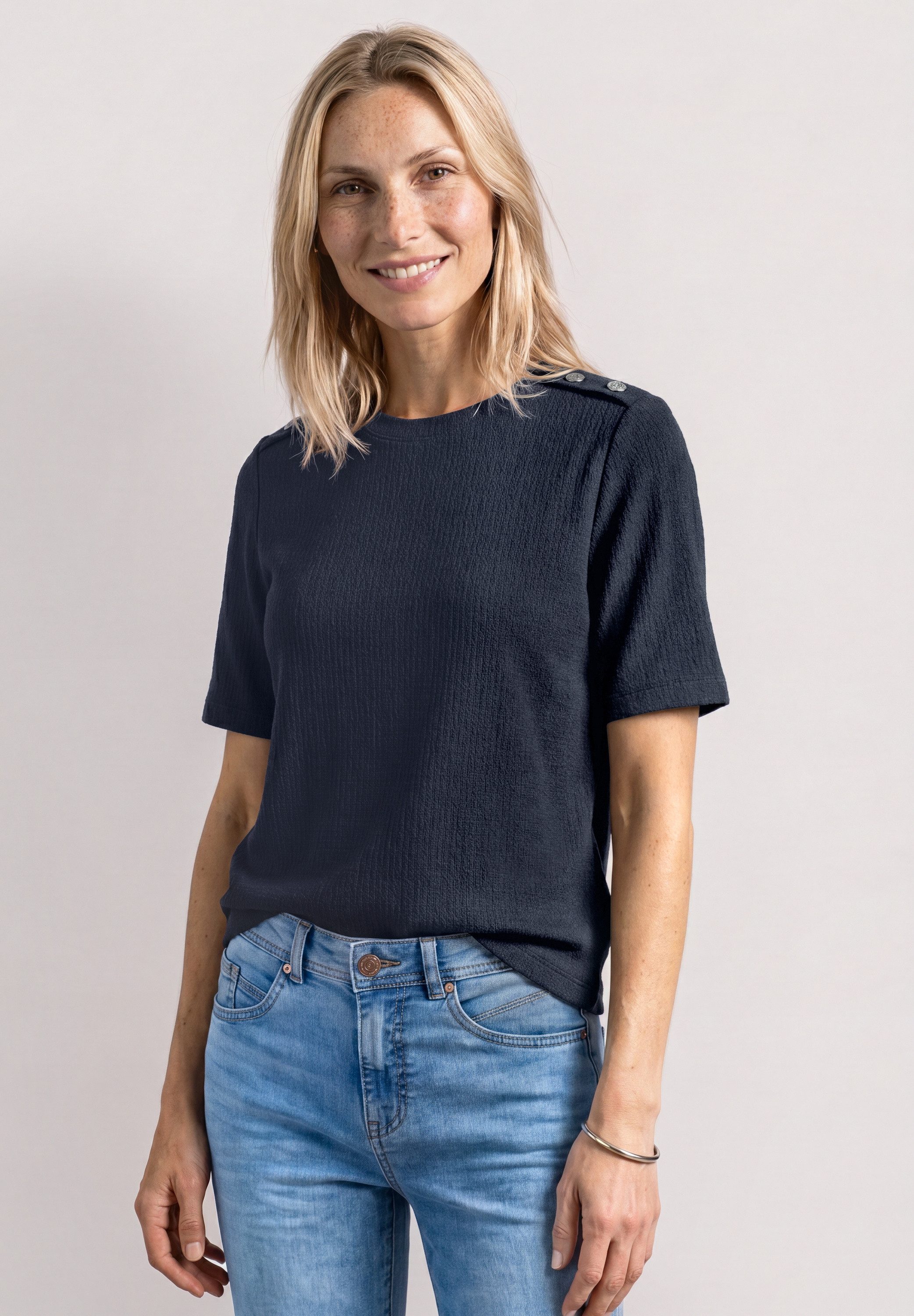 STREET ONE Kurzarmshirt Kurzarm Sommershirt mit Knopfdetails