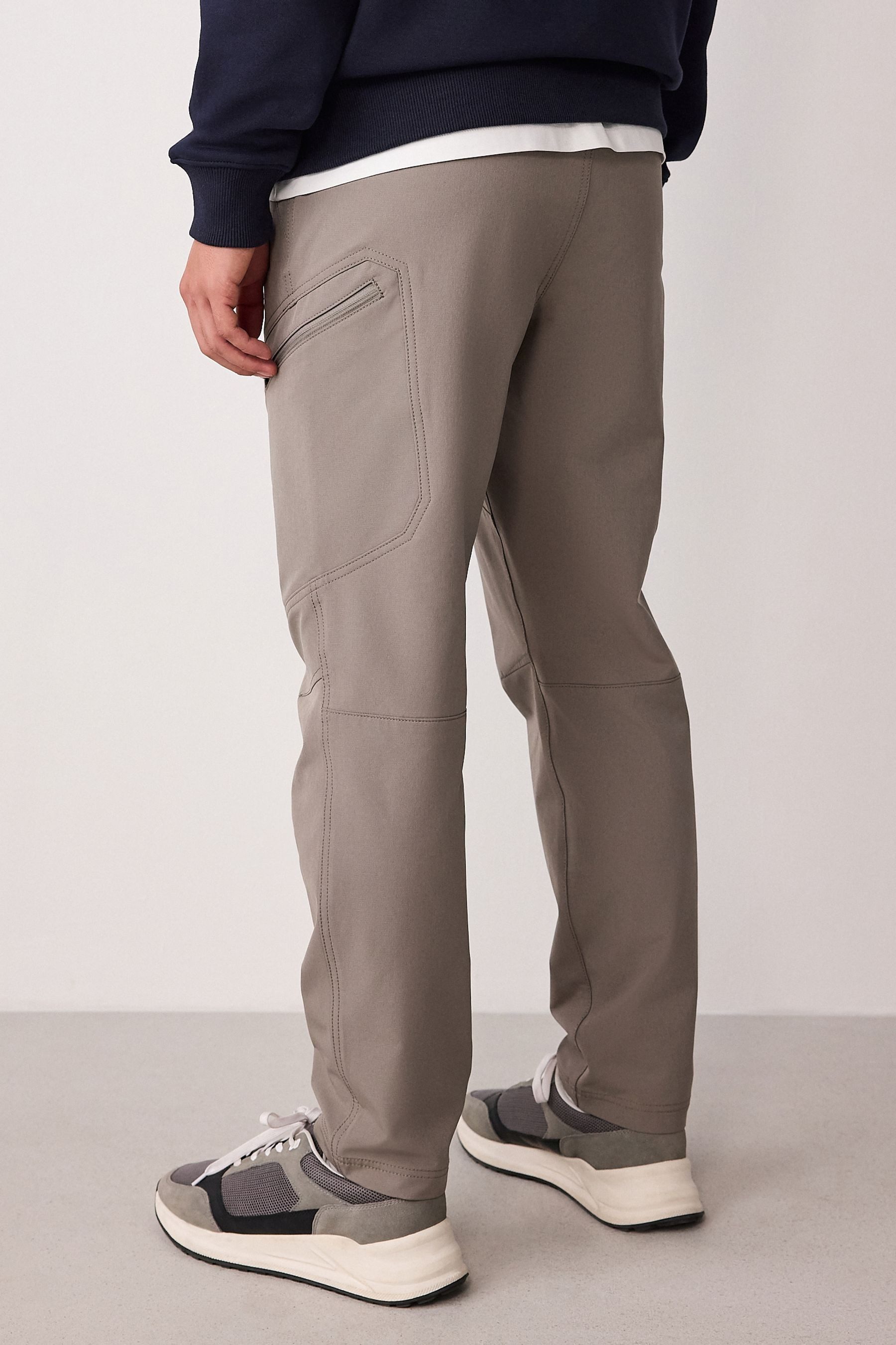 Next Cargohose Slim Fit Tech Utility-Cargohose mit Stretch (1-tlg)