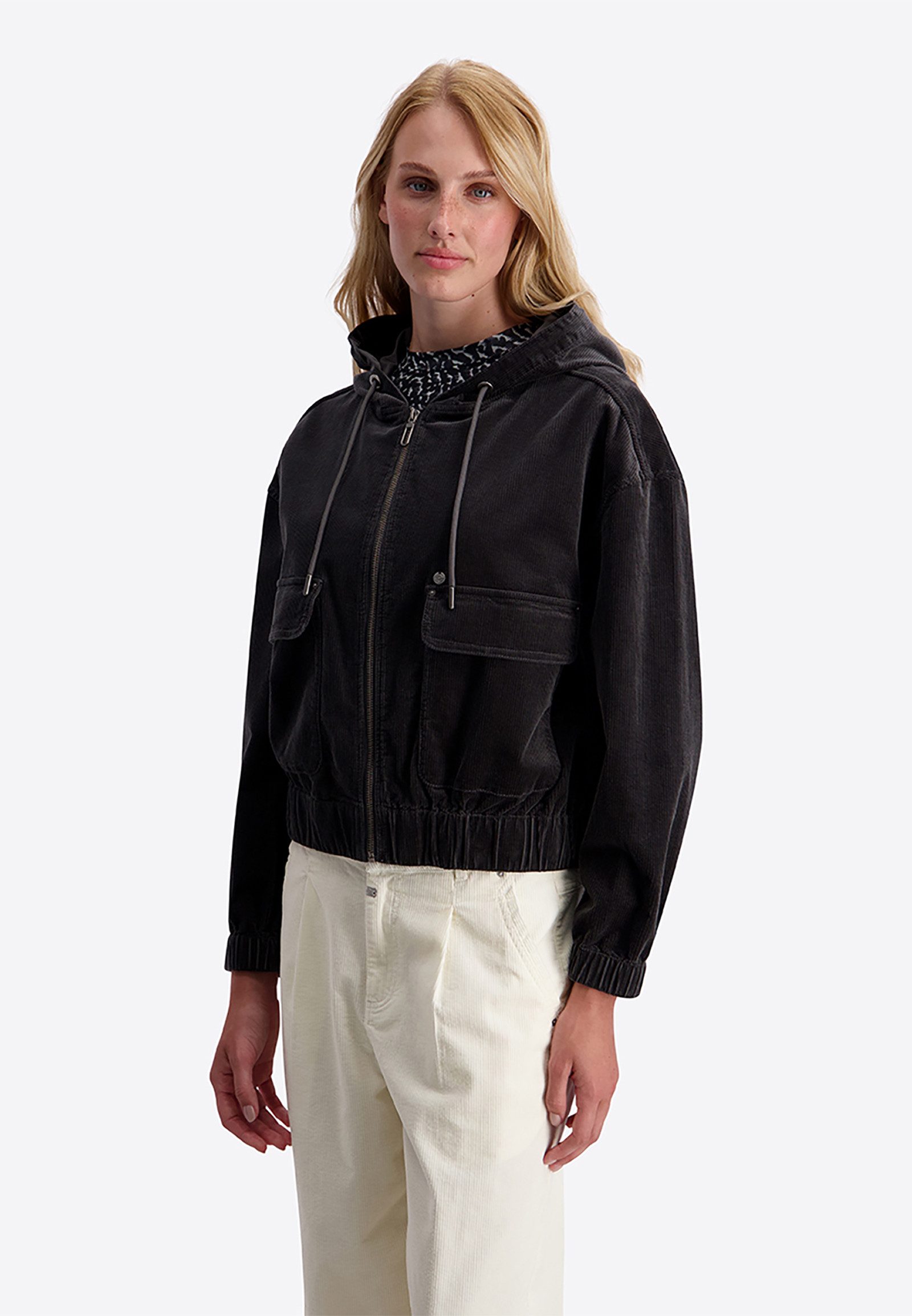 TIMEZONE Blouson Cordstruktur Verkürzter Schnitt für Damen (1-St) Kapuze mit Kordelzug, Zwei markante Front-Pattentaschen