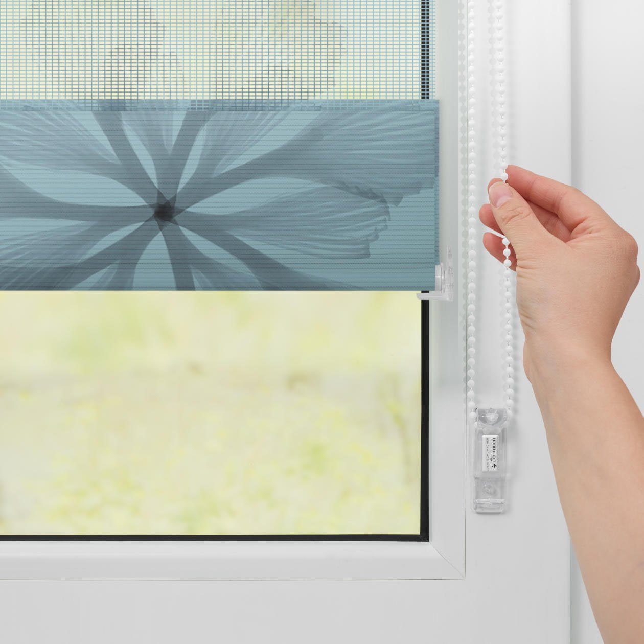 Doppelrollo Duo Rollo Klemmfix, ohne Bohren, blickdicht, Aqua Floral - Blau, LICHTBLICK ORIGINAL, halbtransparent, freihängend, Klemmfix