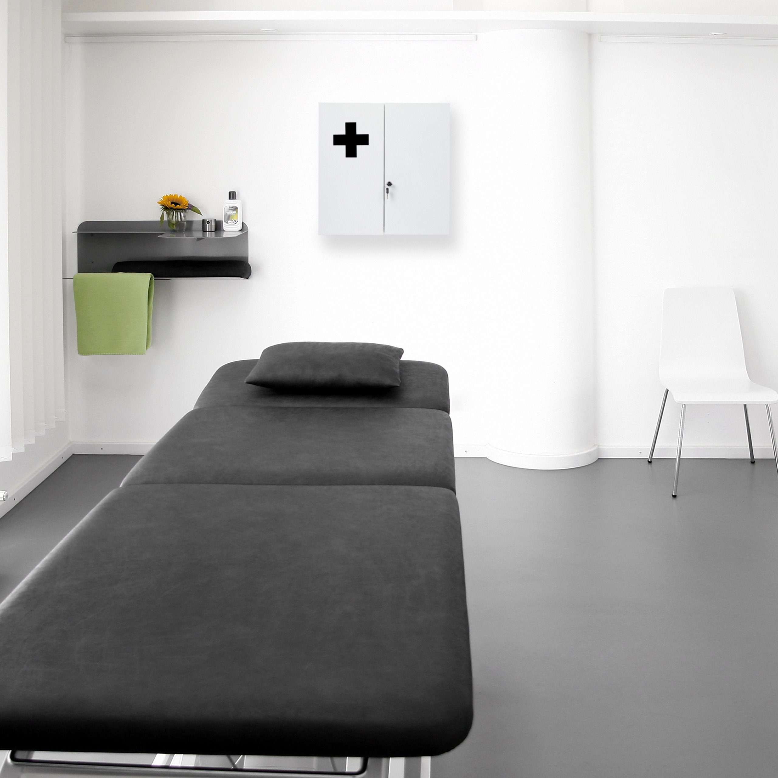 relaxdays Medizinschrank XXL in Weiß