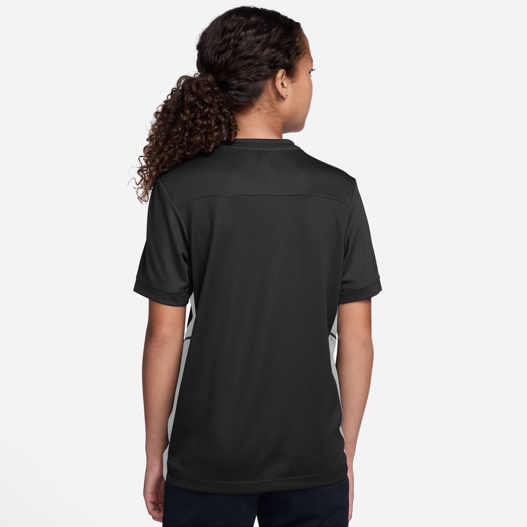Nike Trainingsshirt G NK DF ACD25 TOP SS -PD für sportliche Aktivitäten, atmungsaktiv, schnell trocknend