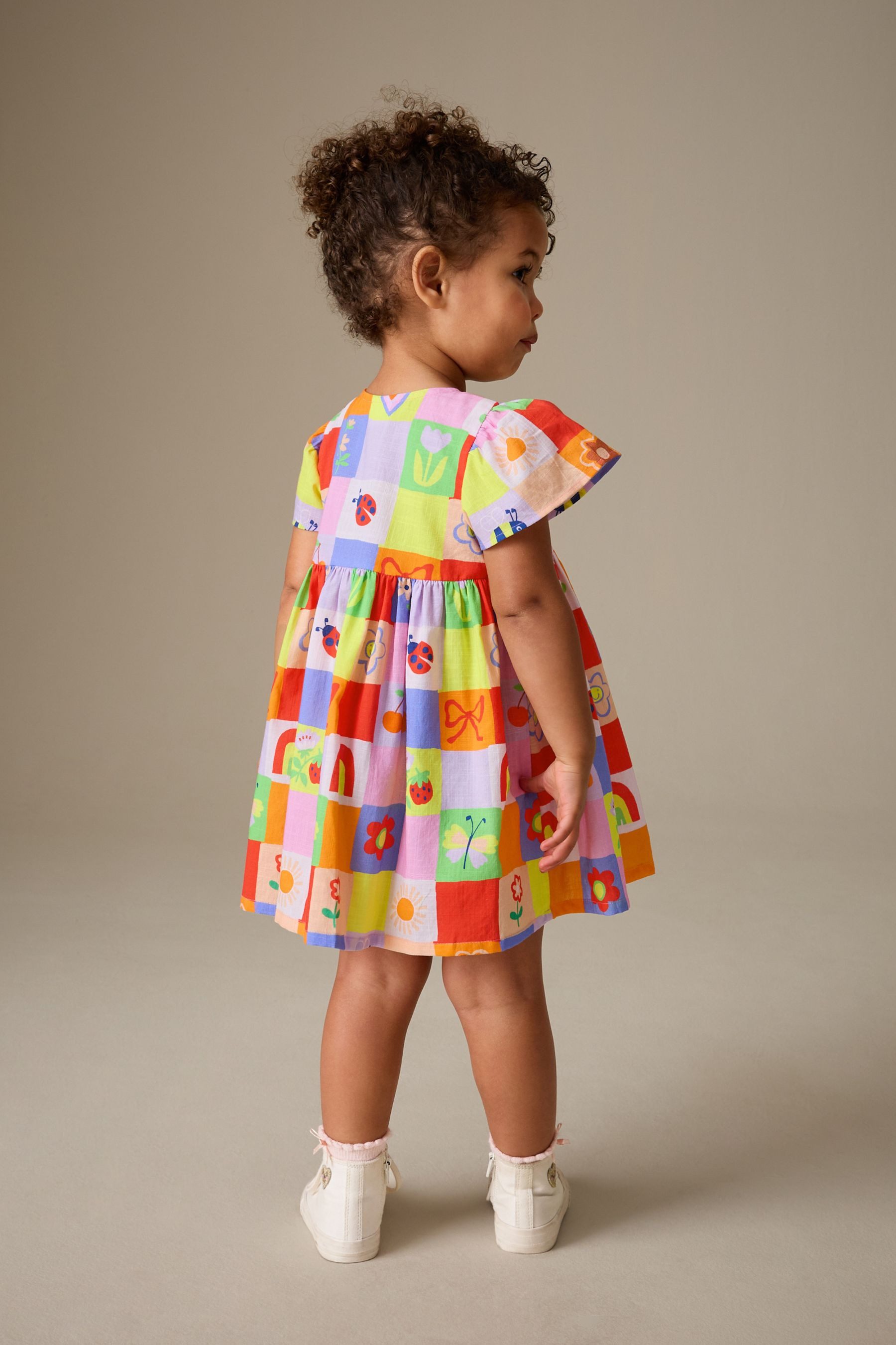 Next Blusenkleid Ric Rac Kleid mit Rüschenärmeln (1-tlg)