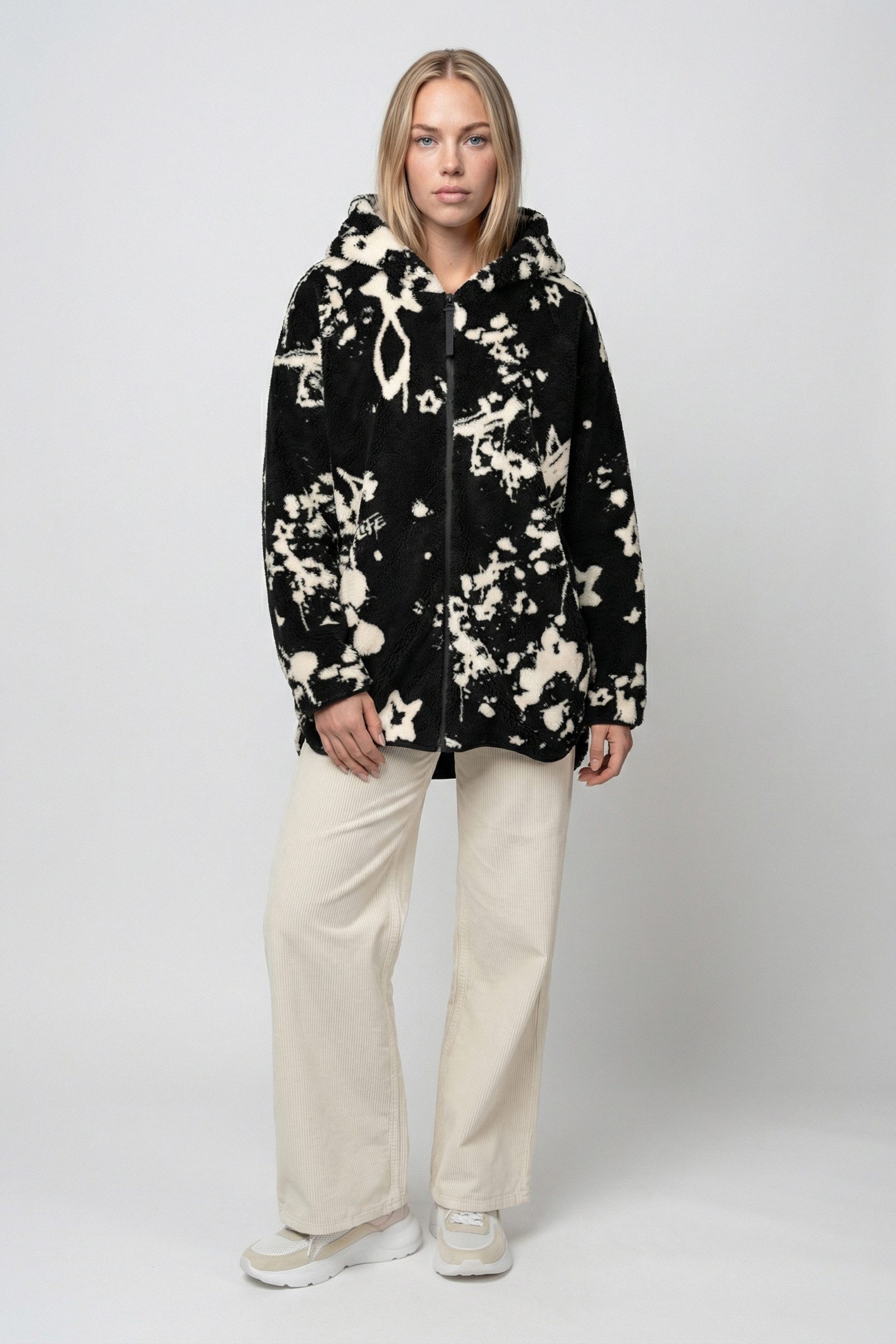 Alife & Kickin Sweatjacke Damen JacquelineAK T Übergangsjacke, Jacke leichte Kuschel-Jacke mit Stehkragen und Reißverschluss – Bild 4 von 4
