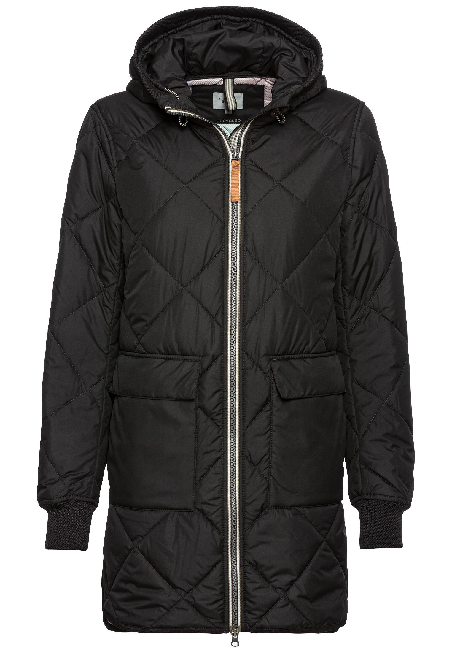 camel active Steppmantel aus recyceltem Polyester Markenlabel