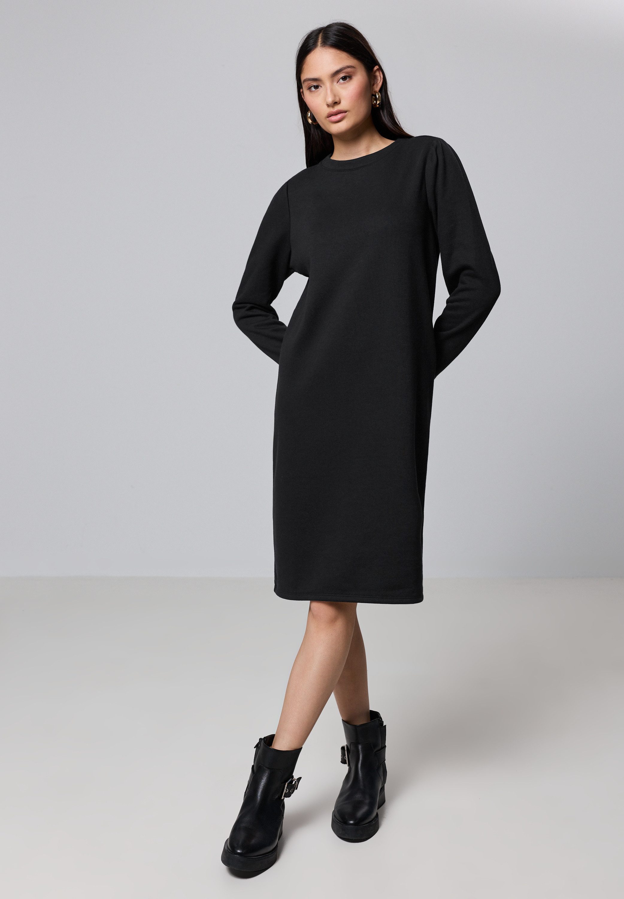 STREET ONE STUDIO Sweatkleid soft und trageangenehm