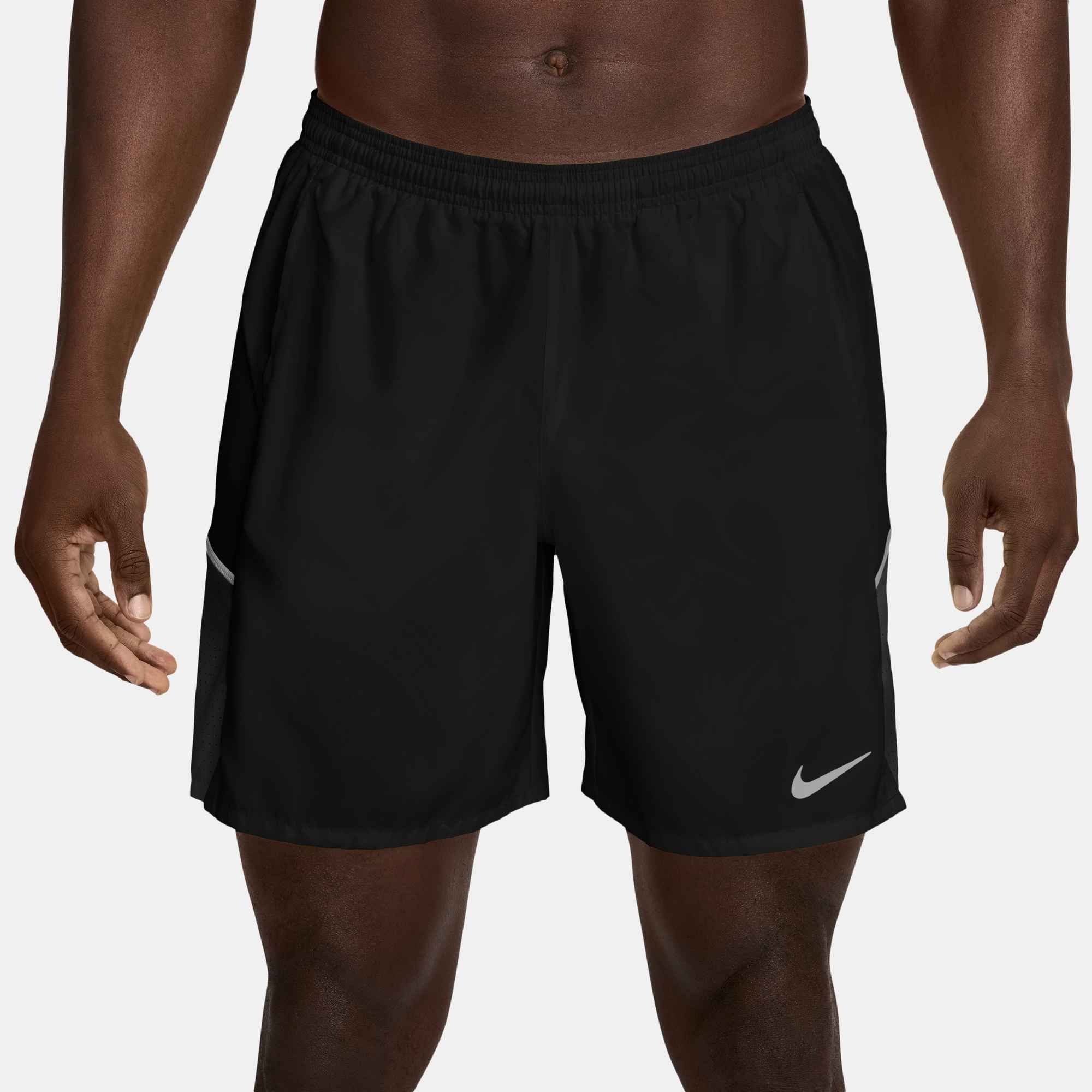 Nike Laufshorts M NK DF MILER 7UL SHORT ungefütterte Ausführung, atmungsaktives Material, schnell trocknend