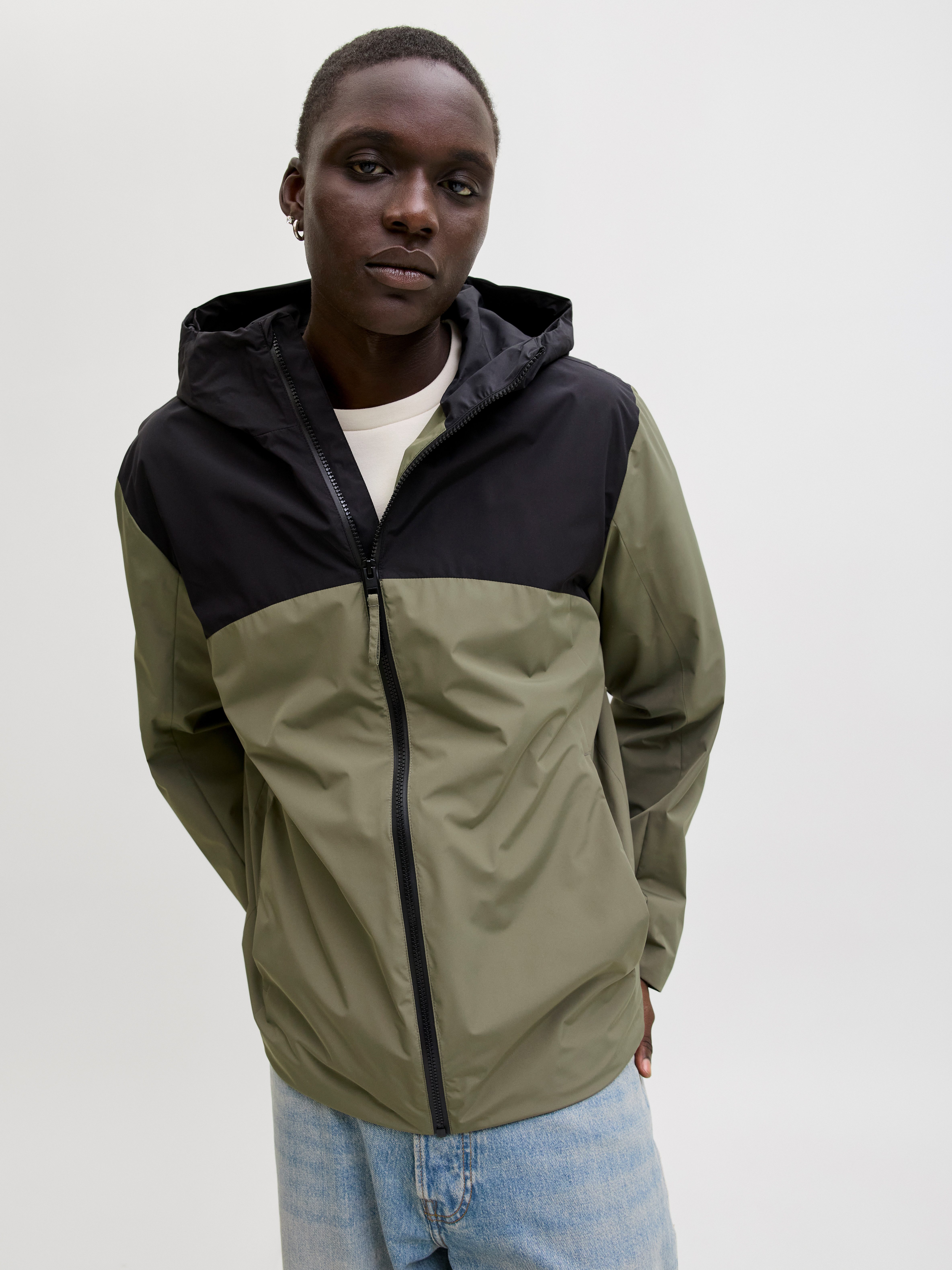 Jack & Jones Kurzjacke JJESOHO LIGHT JACKET SN mit Kapuze