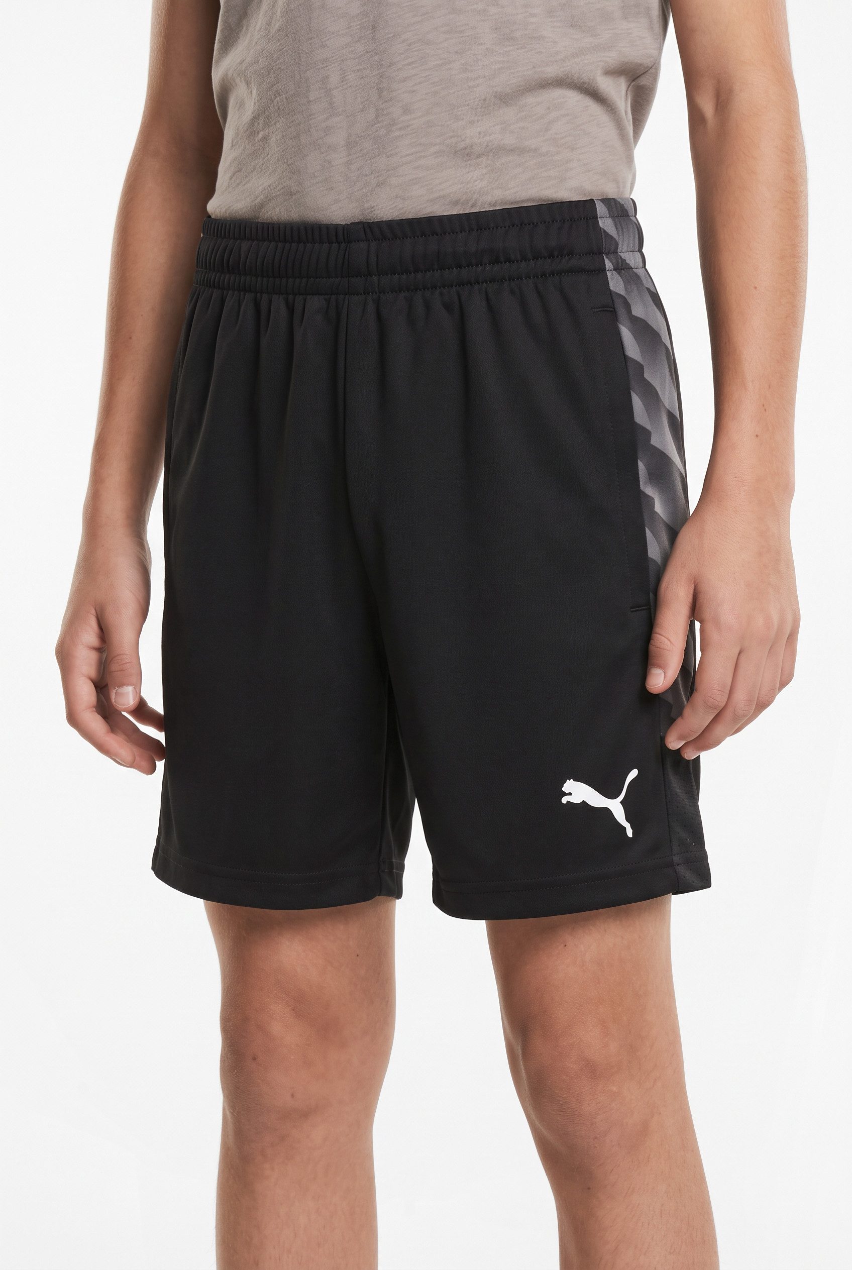 PUMA Trainingsshorts TEAMLIGA26 TRAINING SHORTS JR mit DryCELL-Technologie, atmungsaktiv, Regular Fit, für Teens – Bild 3 von 5