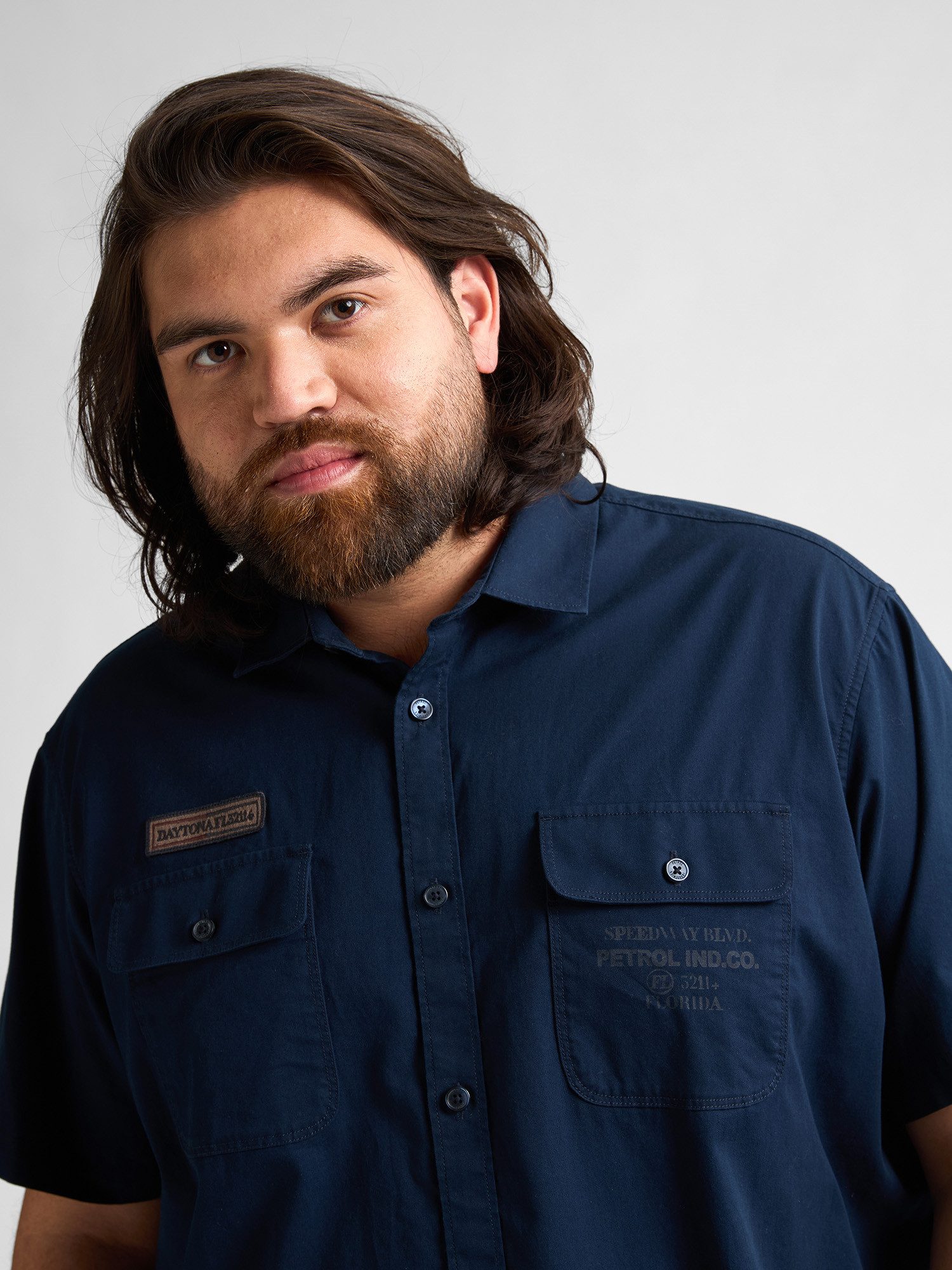 Petrol Industries Kurzarmhemd mit Stickereien