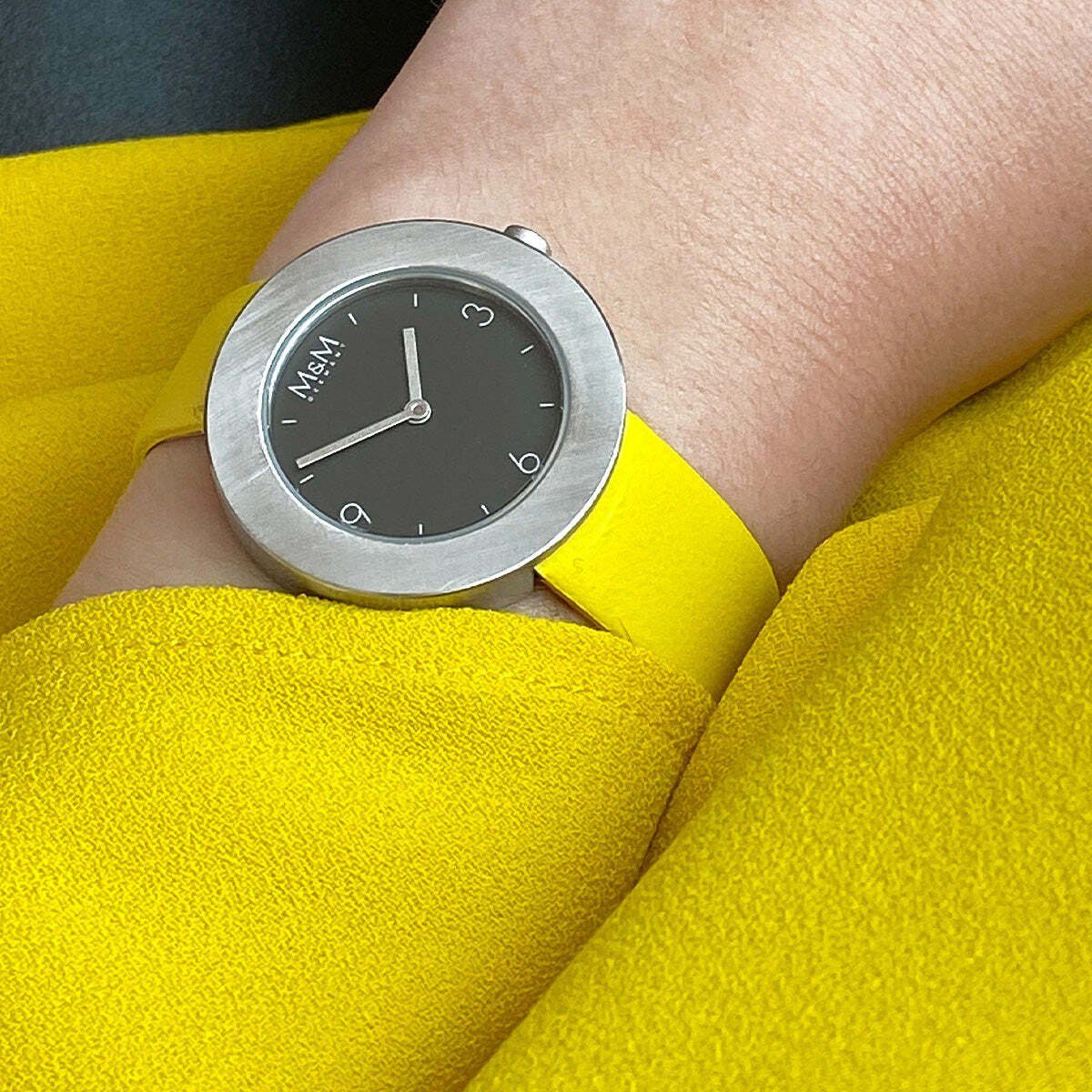 Quarzuhr Armbanduhren Damen Leder Circle Line, (1-tlg), Analoguhr rund mit Lederarmband, Designer Uhr, deutsche Manufaktur, inkl. edles Etui