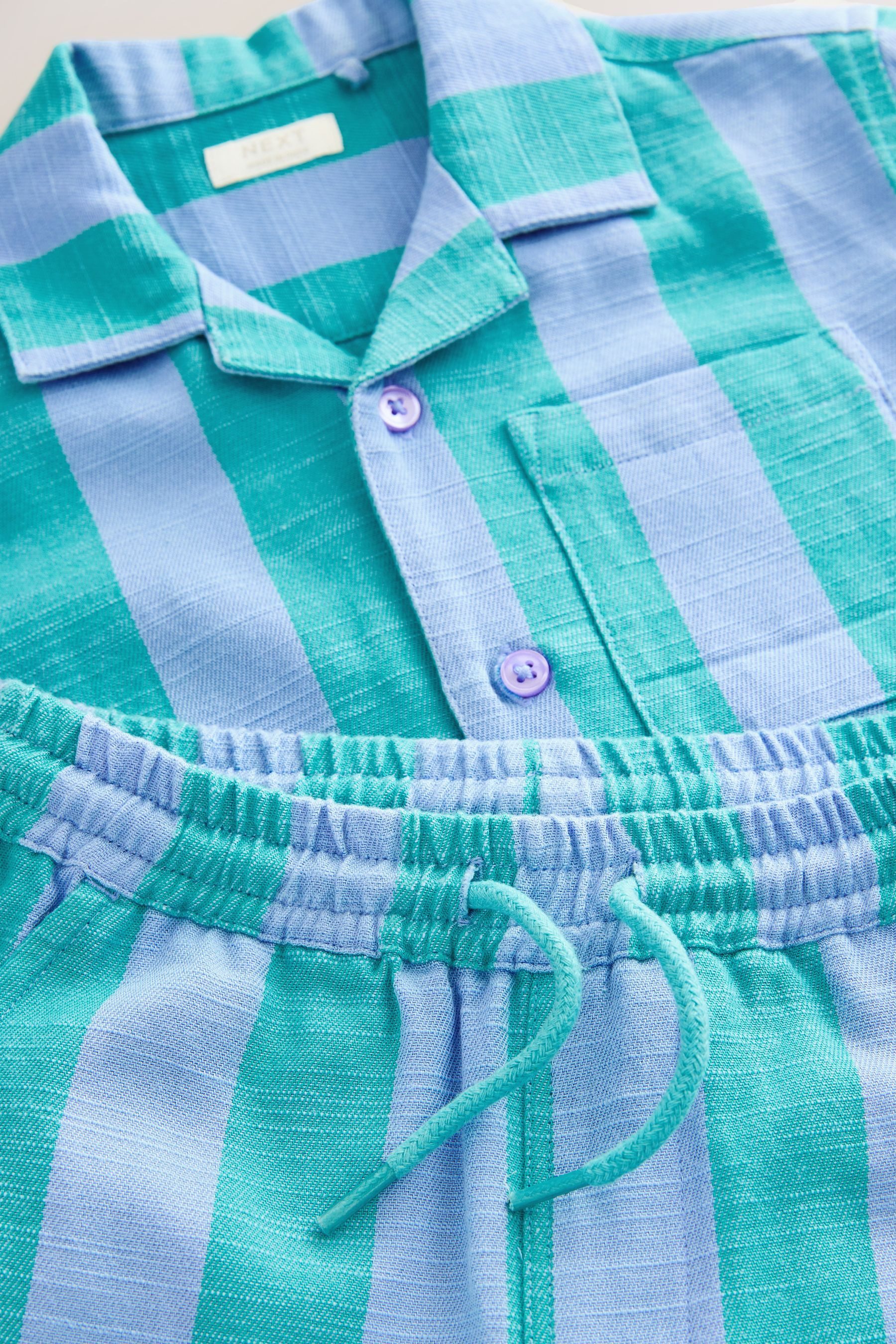 Next Shirt & Shorts Kurzärmeliges Hemd mit Reverskragen und Shorts (2-tlg)