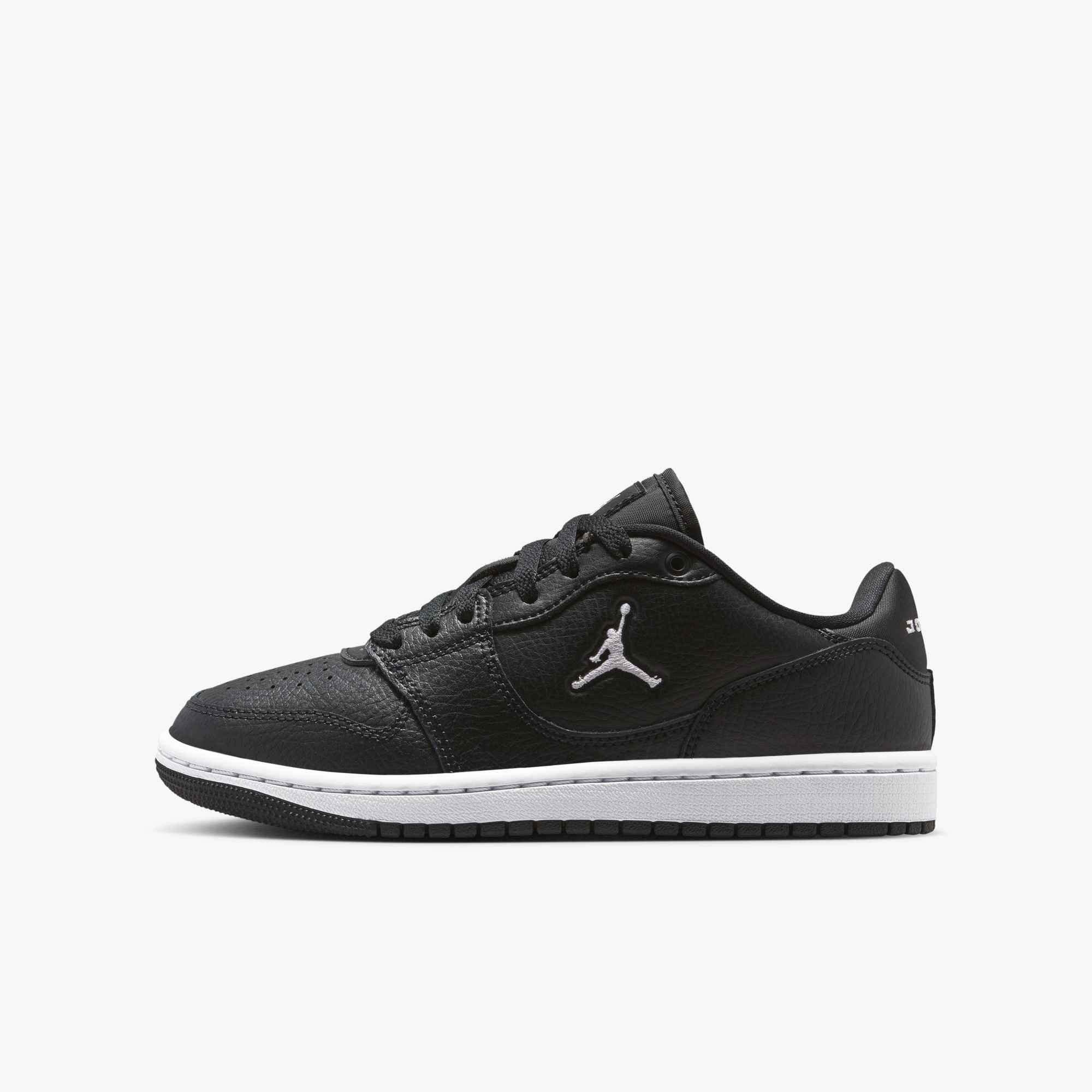 Jordan JORDAN COURT CONNECT LOW (GS) Sneaker inspiriert vom Look des Air Jordan 1