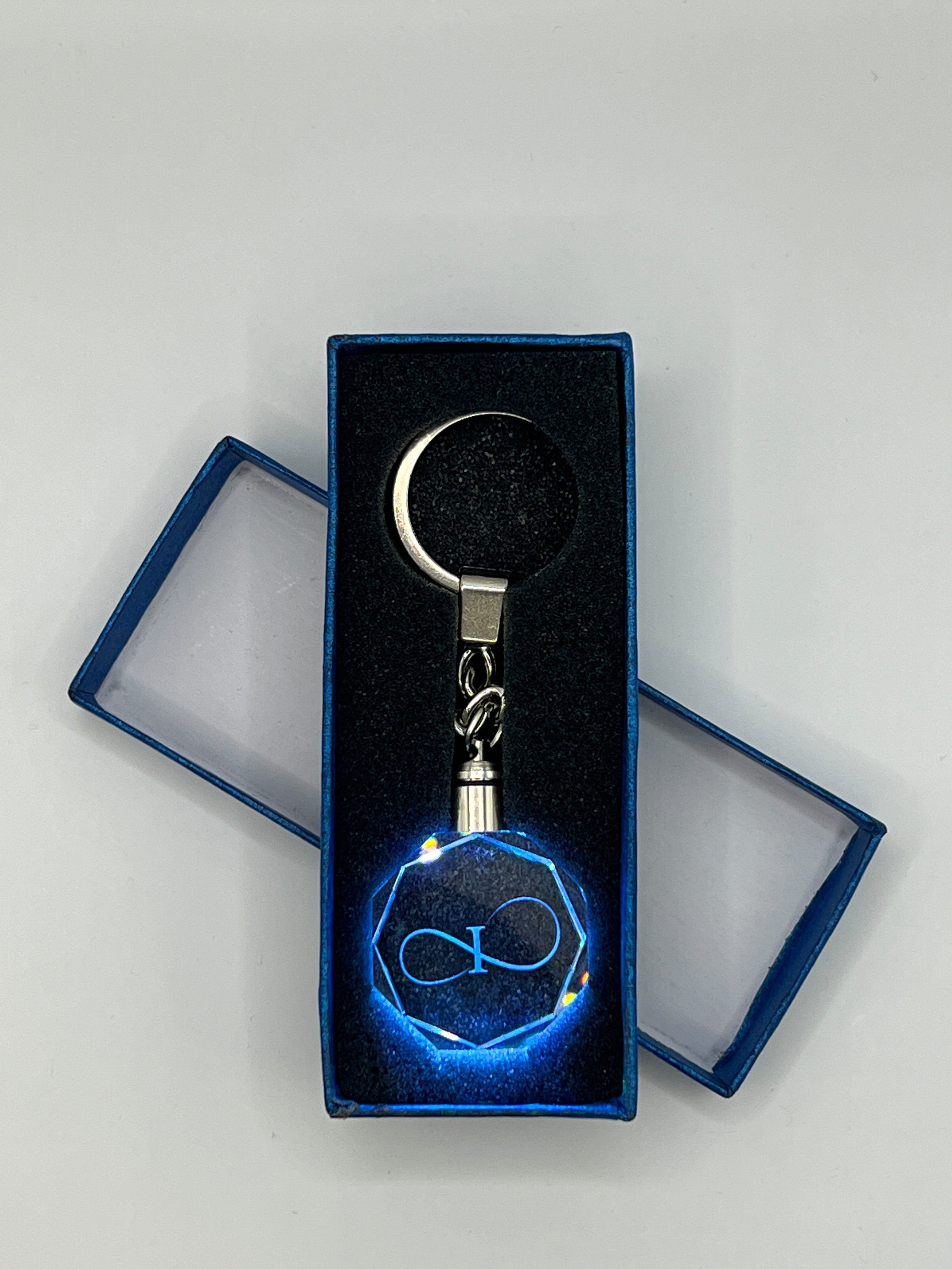 Stelby Schlüsselanhänger Unendlichkeitszeichen Schlüsselanhänger I  Multicolor mit Geschenkbox