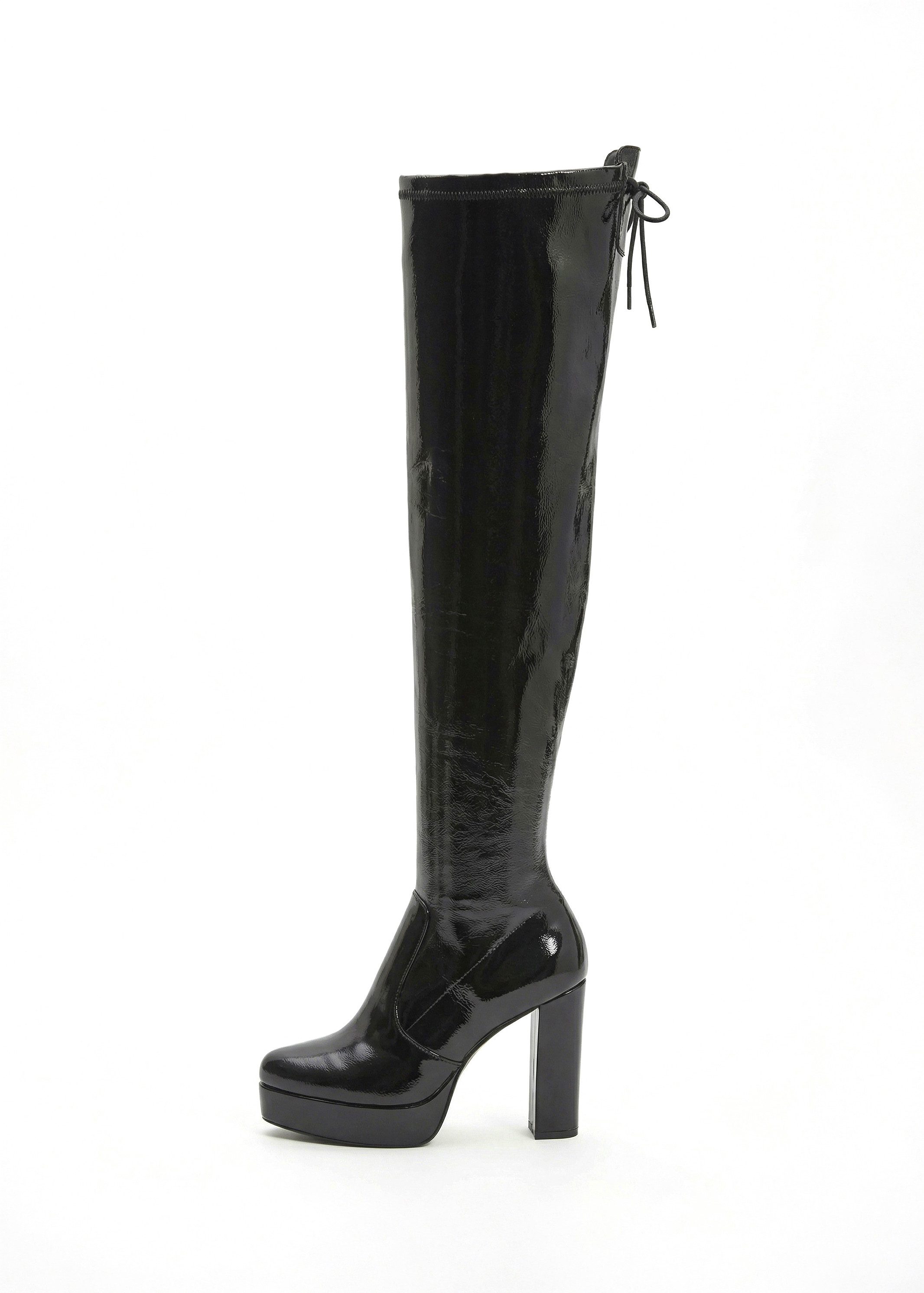 LASCANA Belle Affaire High-Heel-Stiefelette mit Plateau, Overkneestiefel in erotischer Lack-Optik – Bild 4 von 5