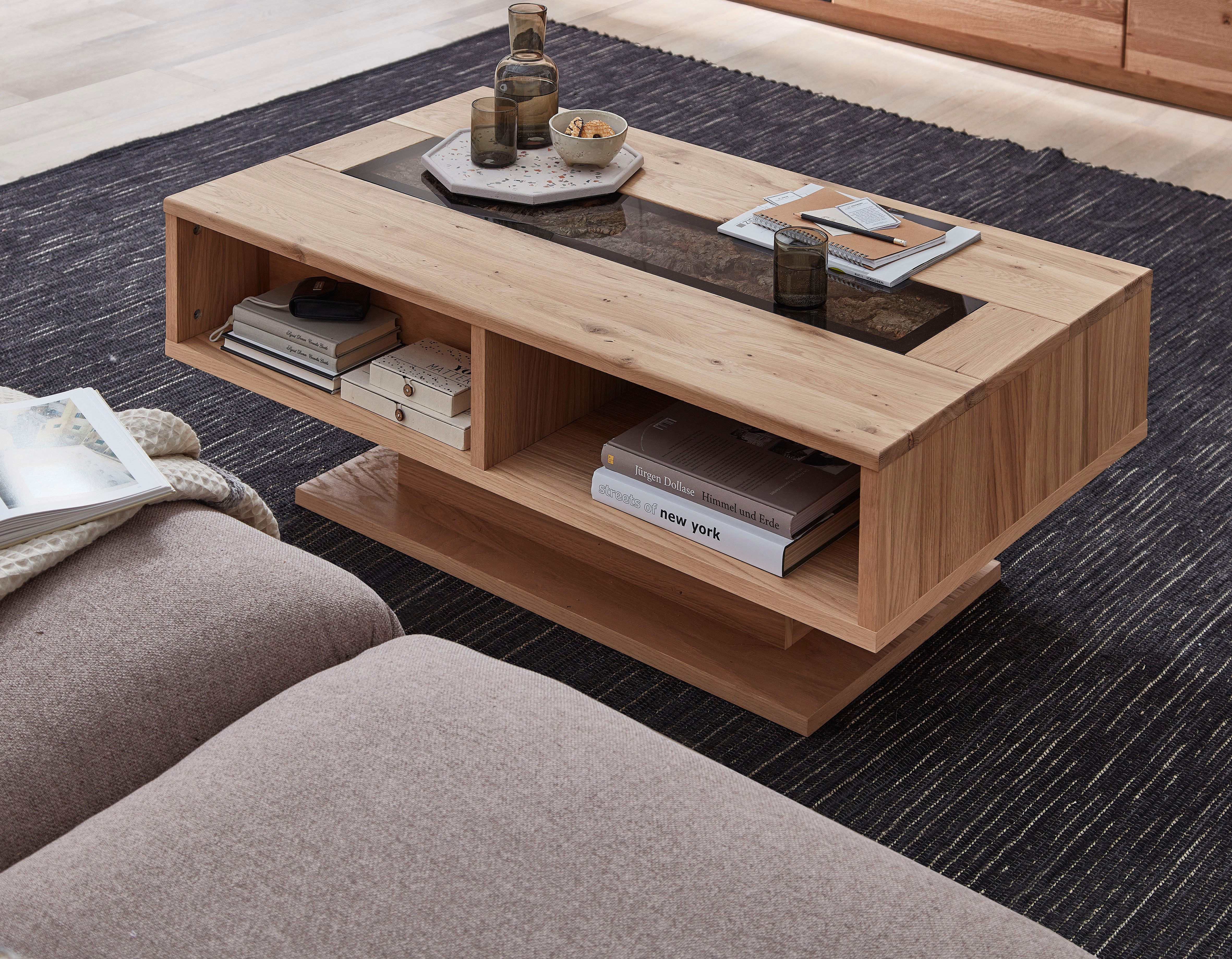 Innostyle Couchtisch Donna Couchtisch, 115x43x65 (BxHxT) (1-St), Massivholz, Absetzung Echtkork gerundet, 4 offene Fächer