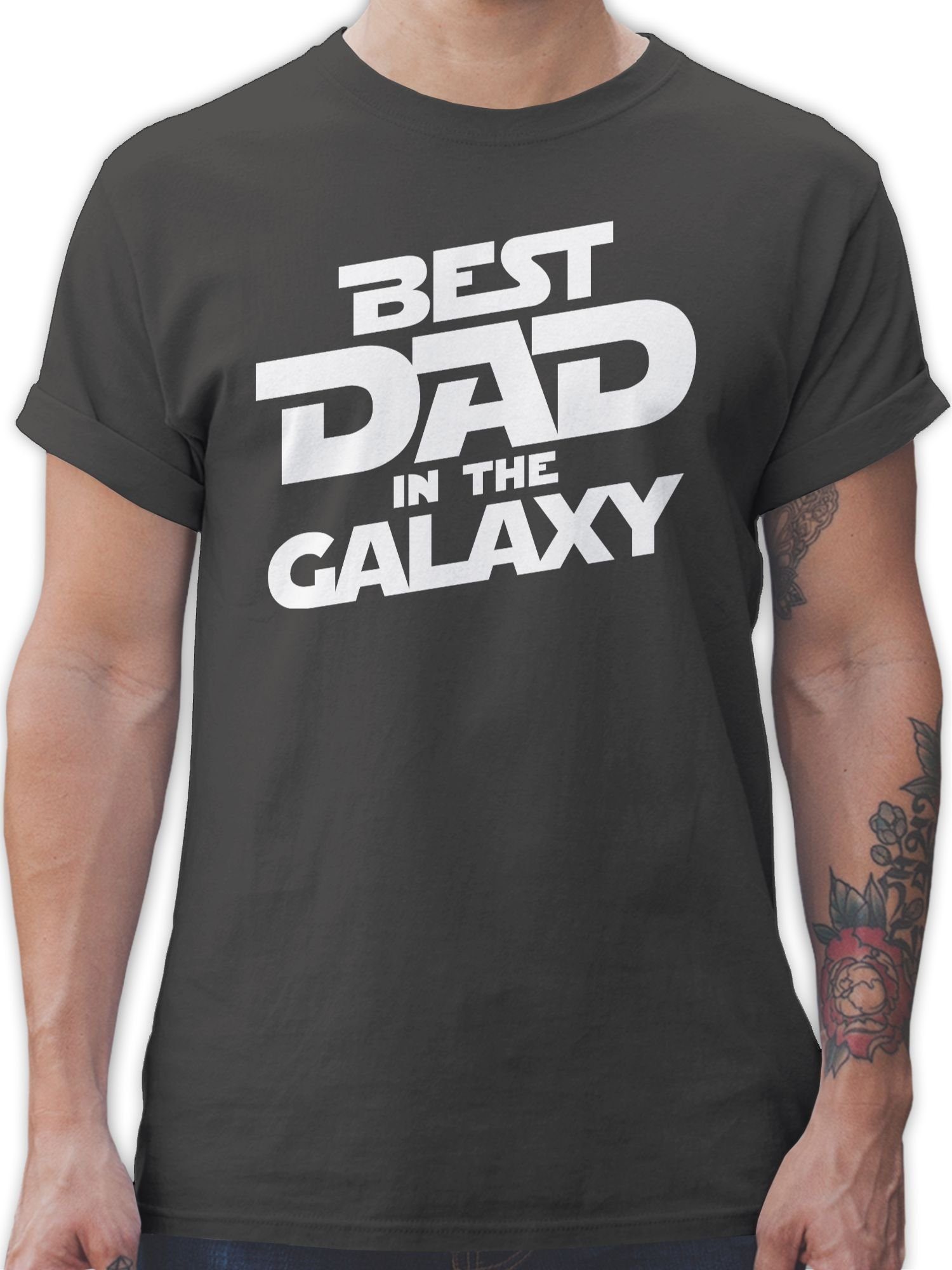 Shirtracer T-Shirt Best dad in Papa galaxy 02 the für Vatertag weiß Dunkelgrau Geschenk