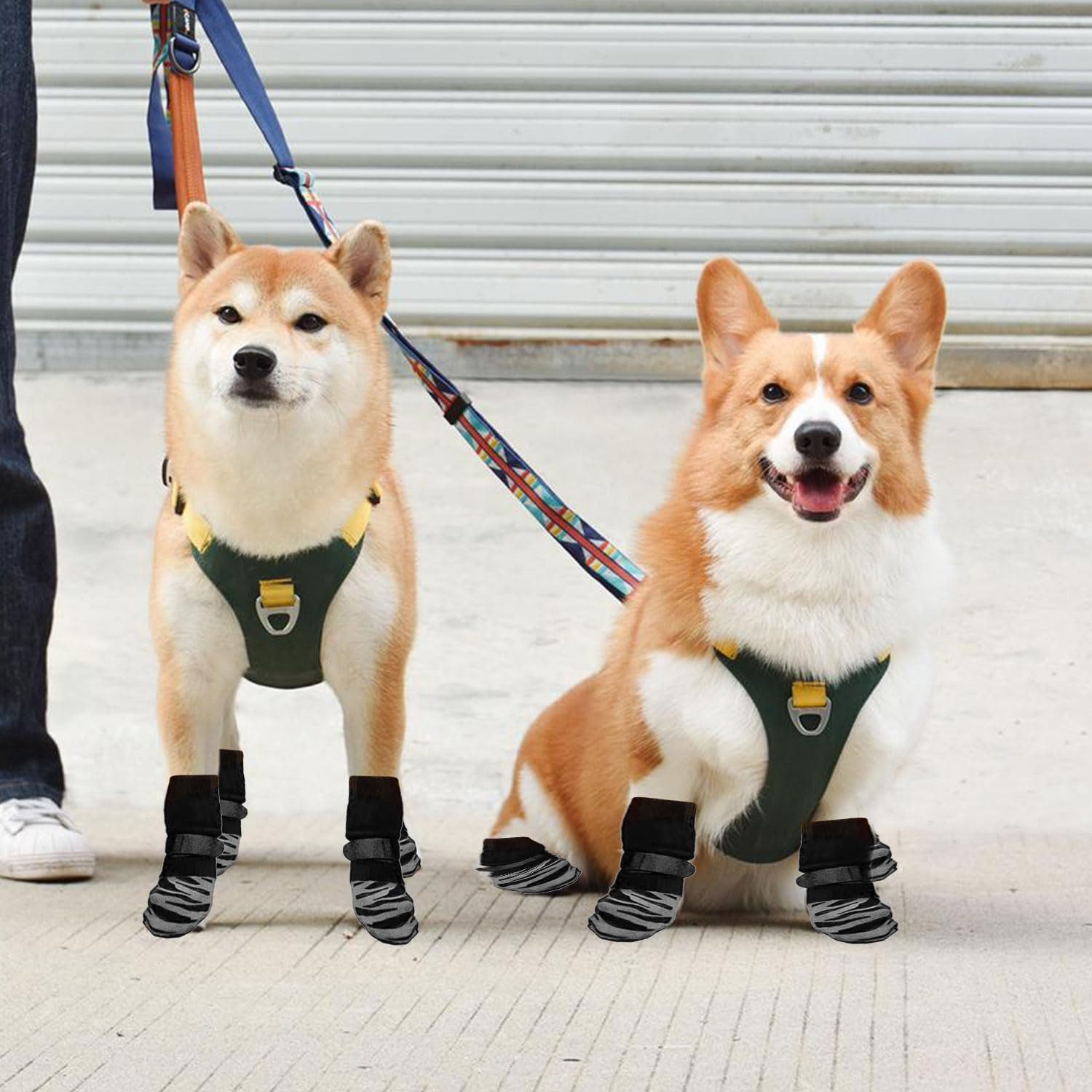 Ledander Pfotenschutz 4 Stück Indoor Anti-Rutsch Socken für Hunde und Katzen, (4-tlg), Hundesocken Anti Rutsch Pfotenschutz und Traktion Dank Silikon-Gel
