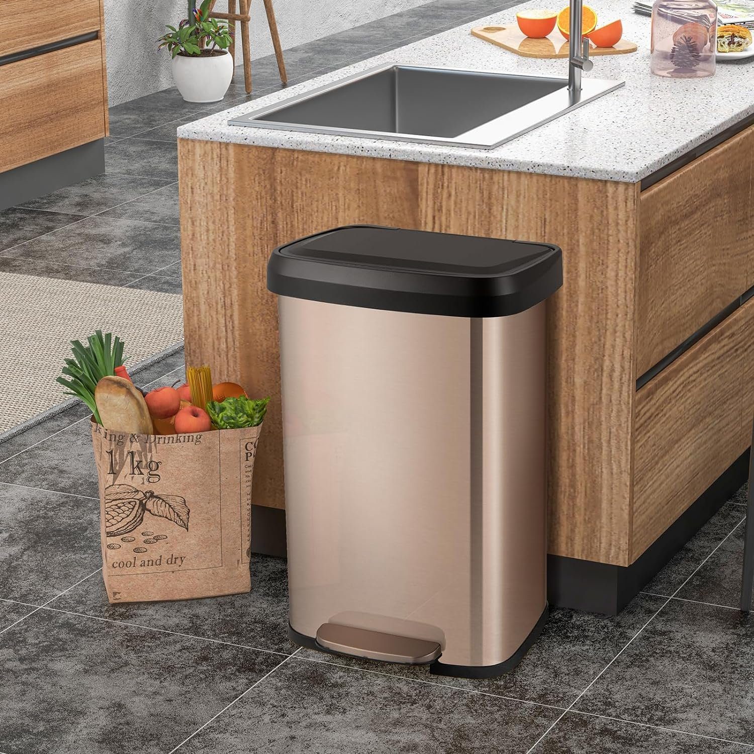 KOMFOTTEU Mülleimer Abfalleimer, mit sanft schließendem Deckel, Griffe & Metallpedal, 50L