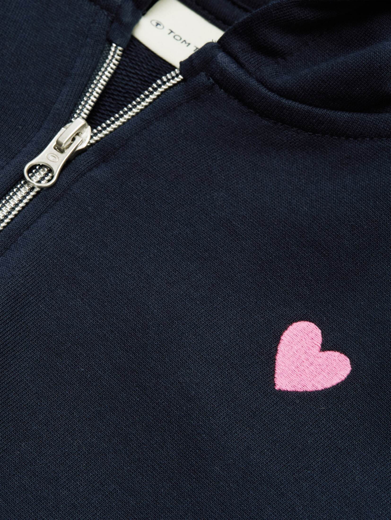 TOM TAILOR Sweatjacke Strick & Sweatshirts Cropped Hoodie Sweatjacke mit Stickerei – Bild 4 von 5