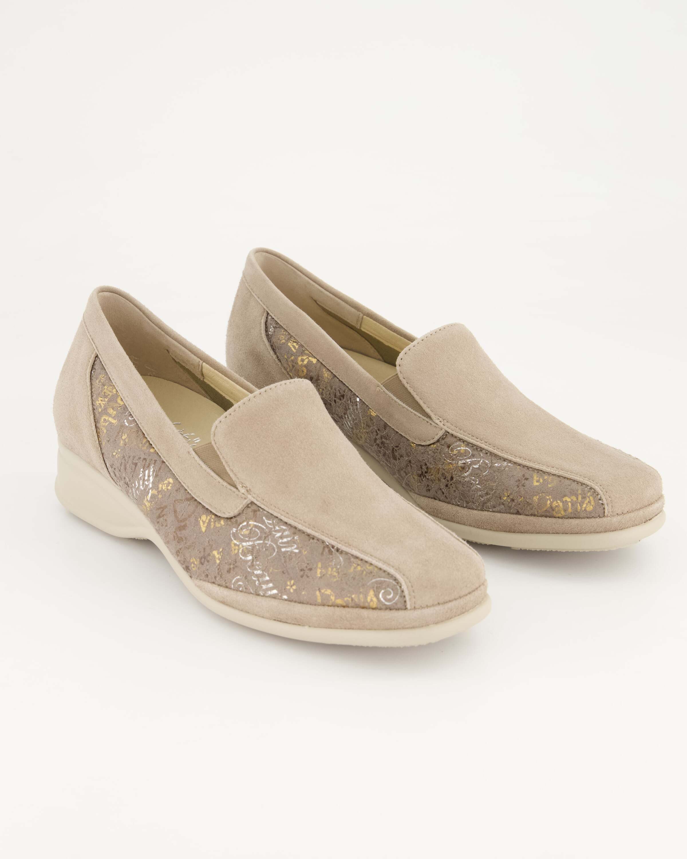 Ria Slipper