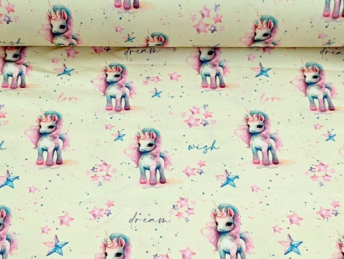 Thumbnail - Corileo Stoff Eigenproduktion Baumwolljersey Sweet Wish Unicorn auf Hell Vanille