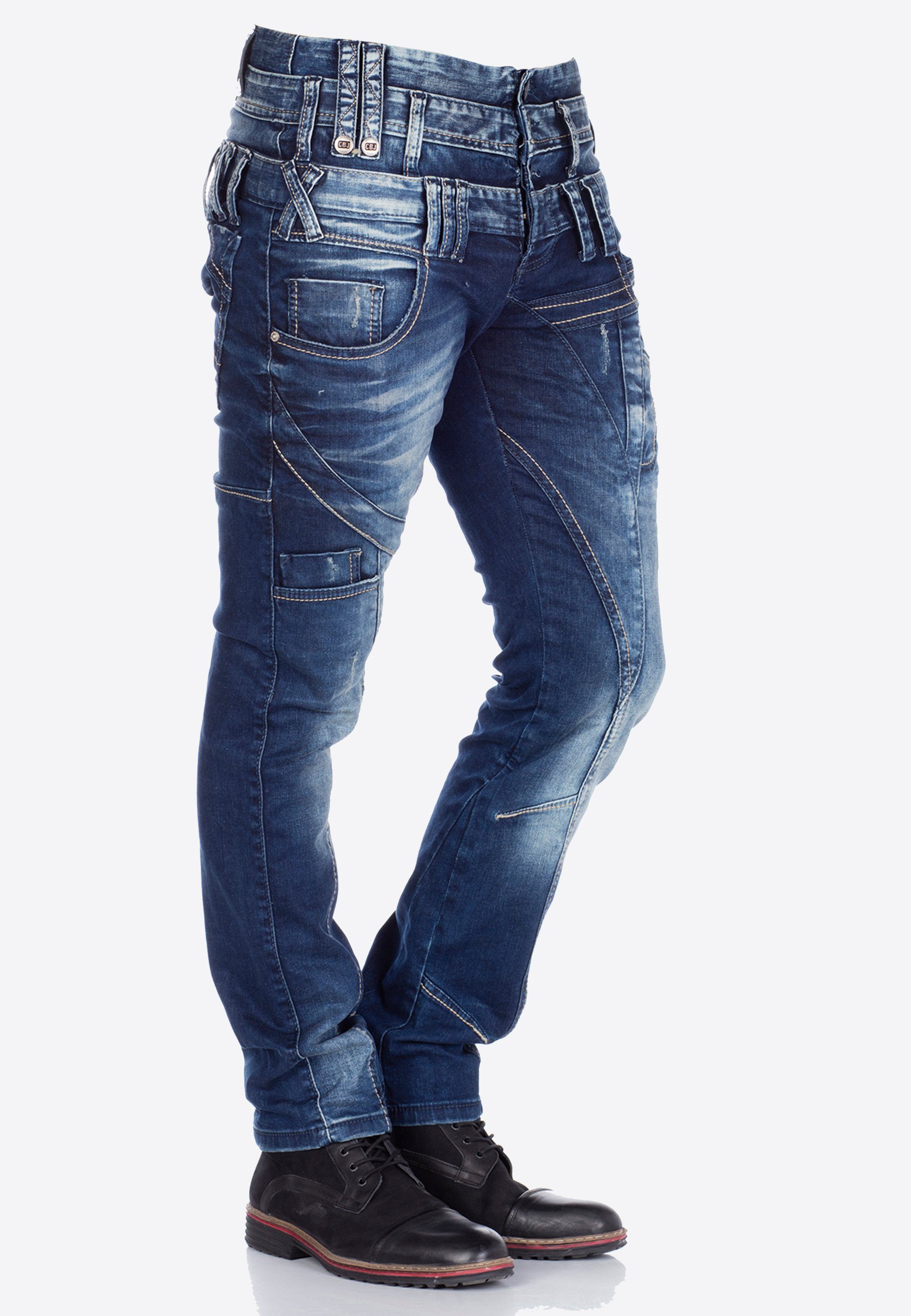 Cipo & Baxx Bequeme Jeans mit coolem Dreifach-Bund